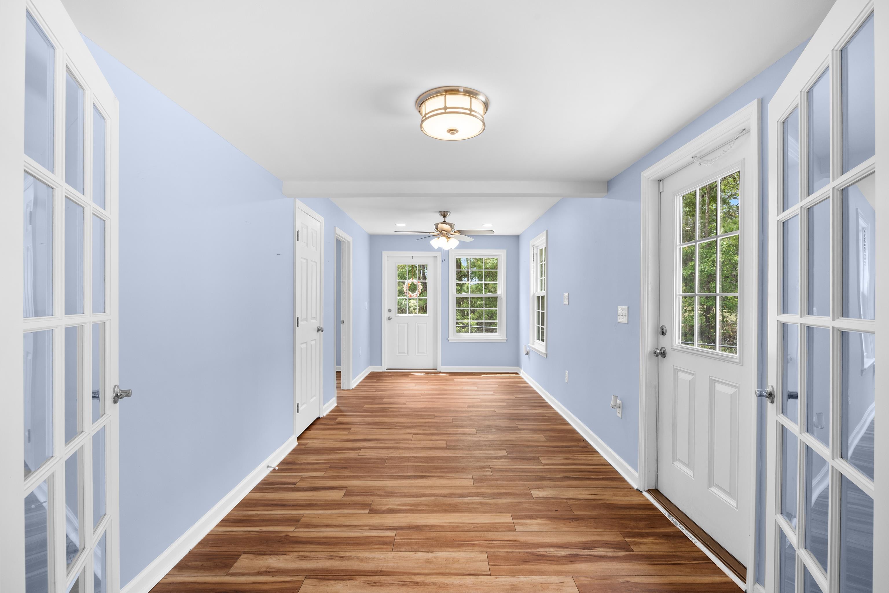 1537 Gulfstream Ct. Property Photo 14