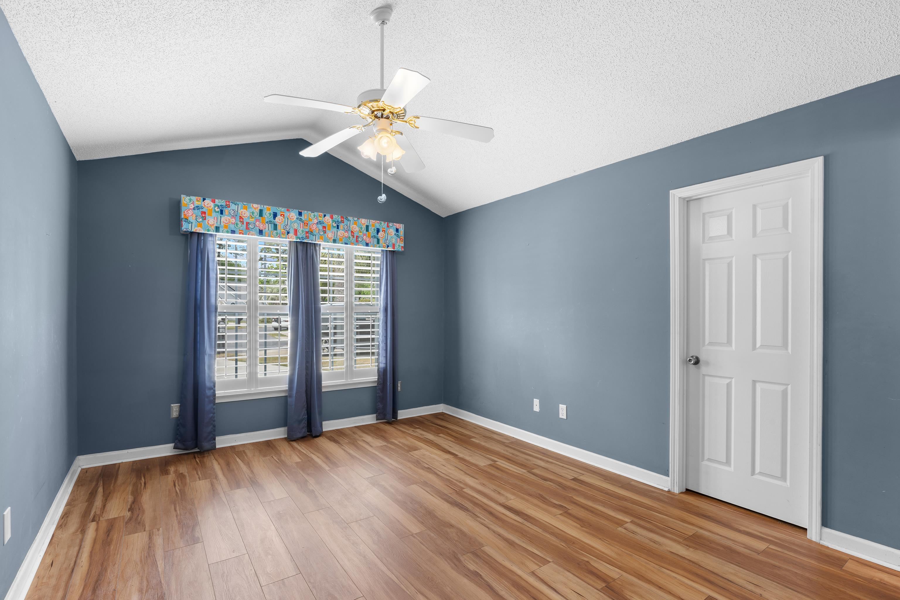 1537 Gulfstream Ct. Property Photo 19