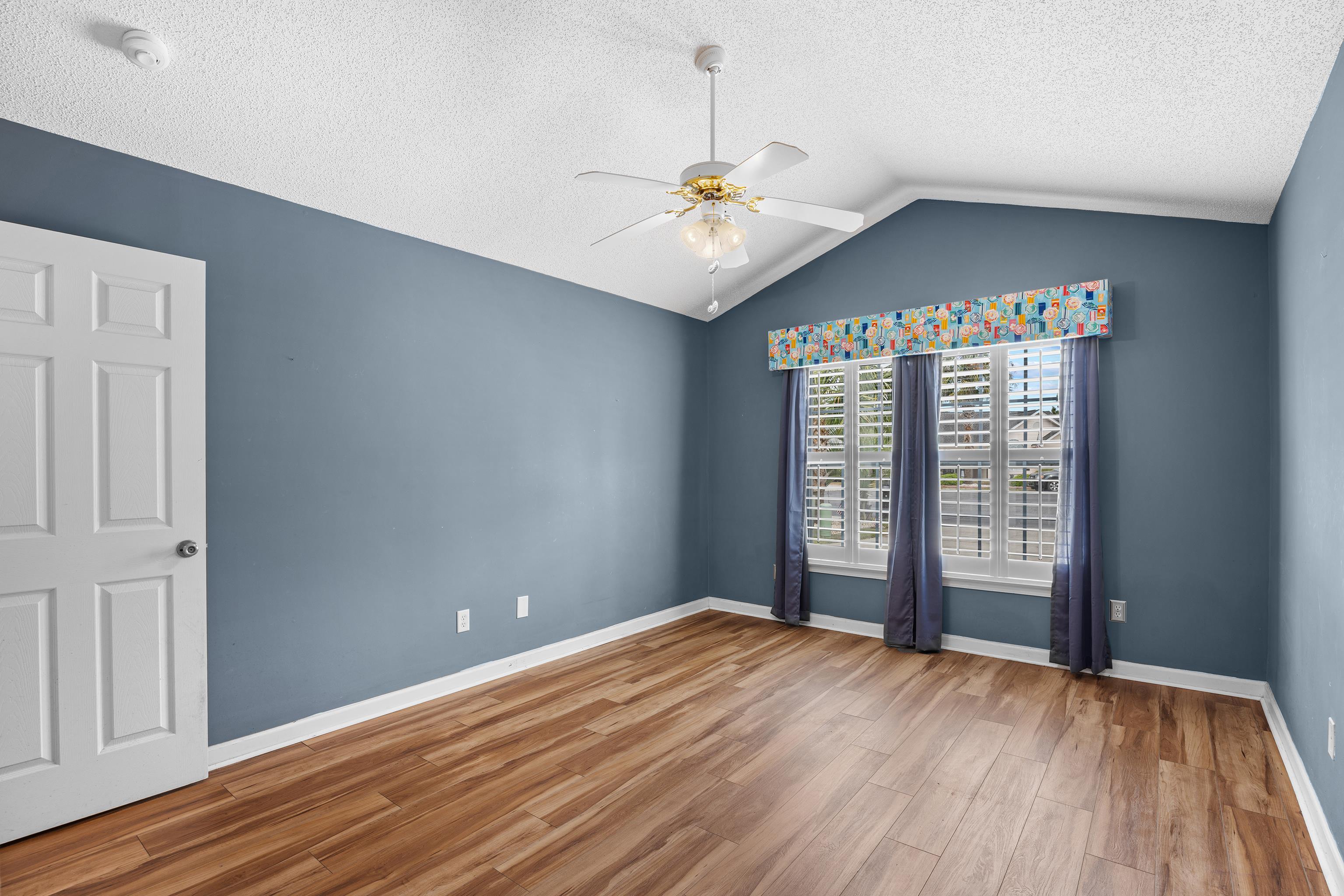 1537 Gulfstream Ct. Property Photo 20