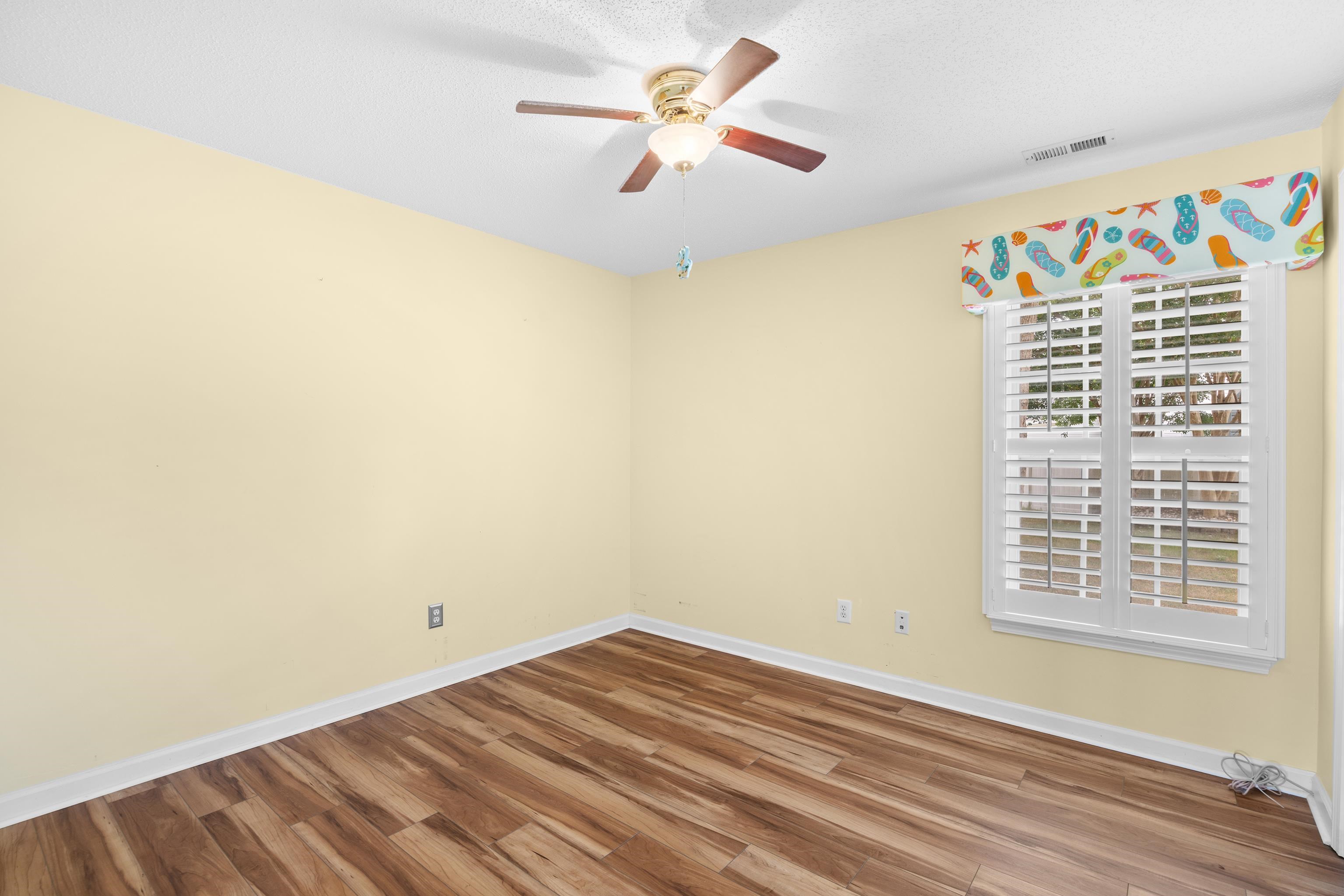 1537 Gulfstream Ct. Property Photo 22