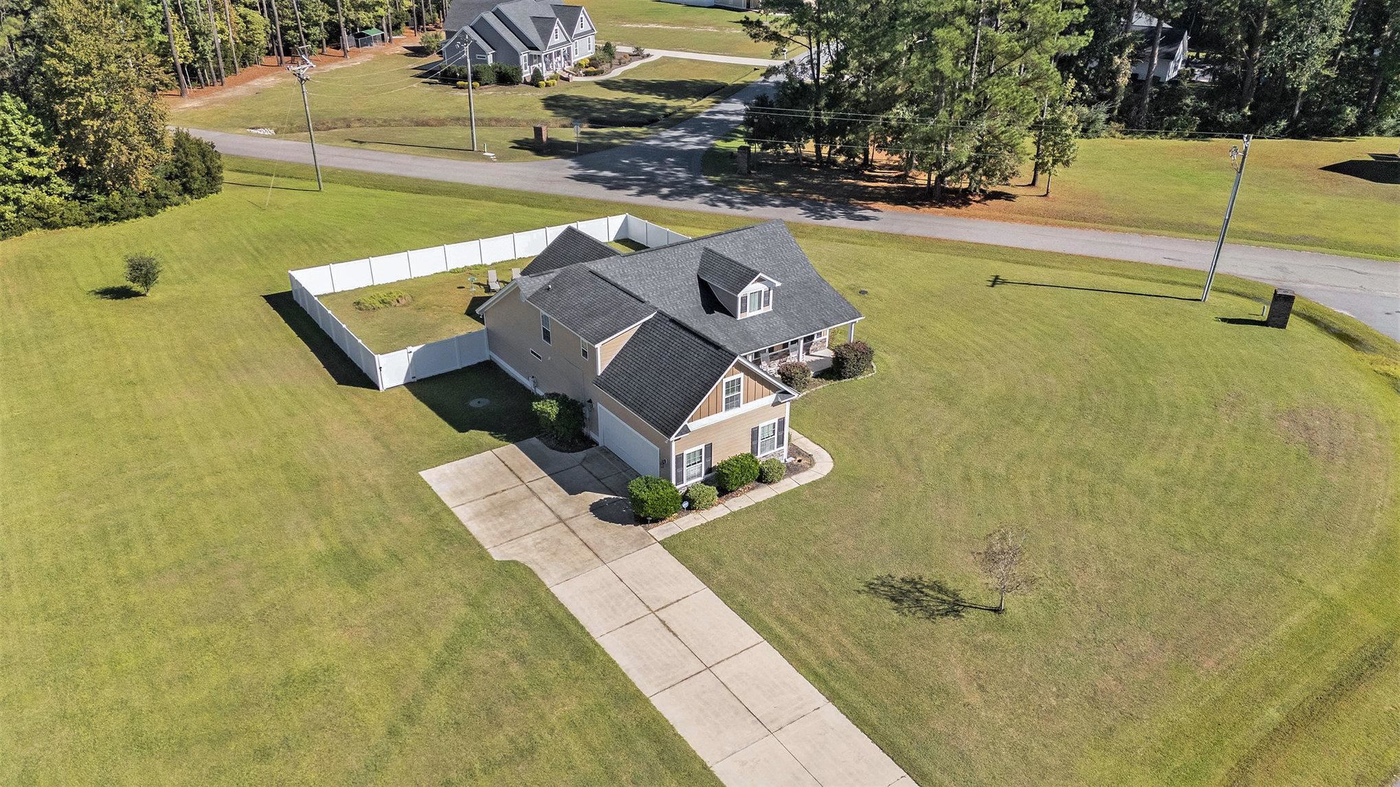 500 Cloverfield Ln. Property Photo 2