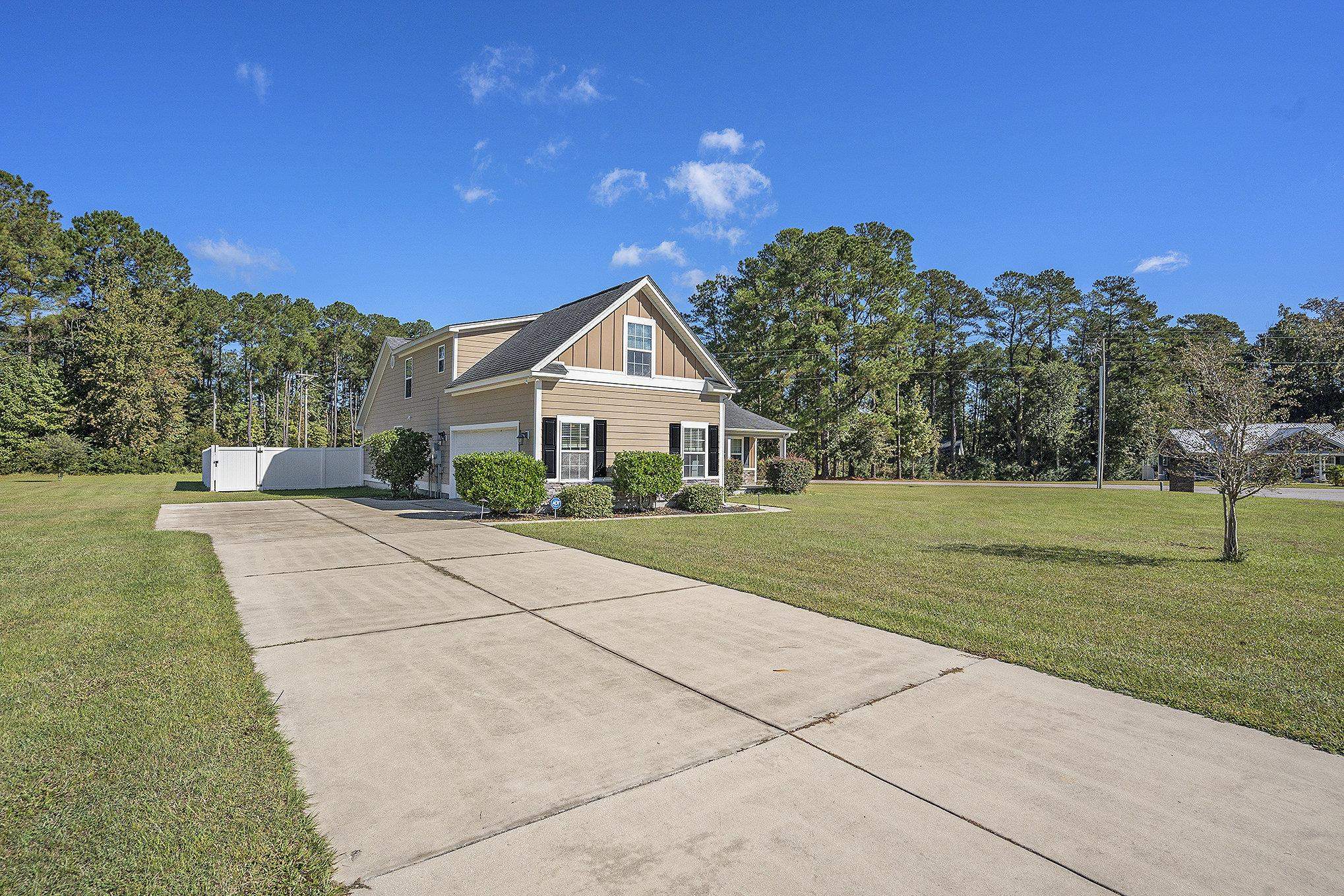 500 Cloverfield Ln. Property Photo 3