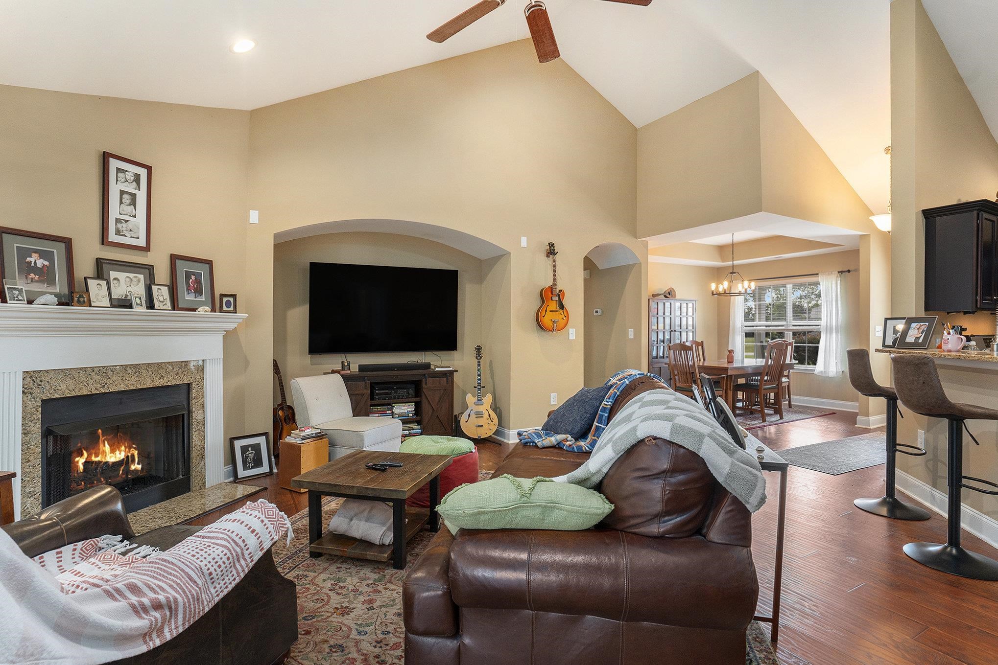 500 Cloverfield Ln. Property Photo 8