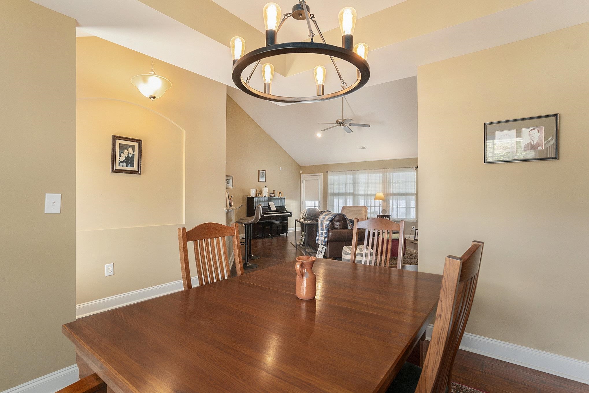 500 Cloverfield Ln. Property Photo 11
