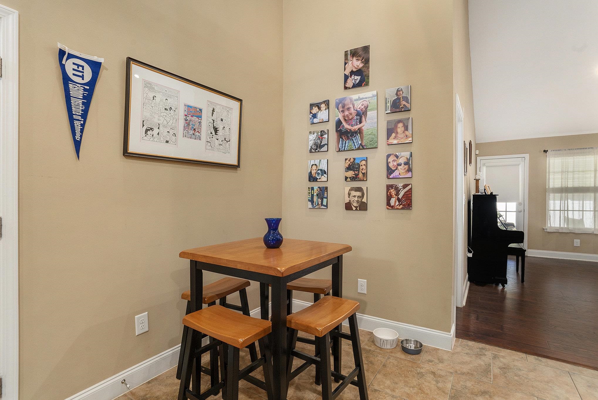 500 Cloverfield Ln. Property Photo 12
