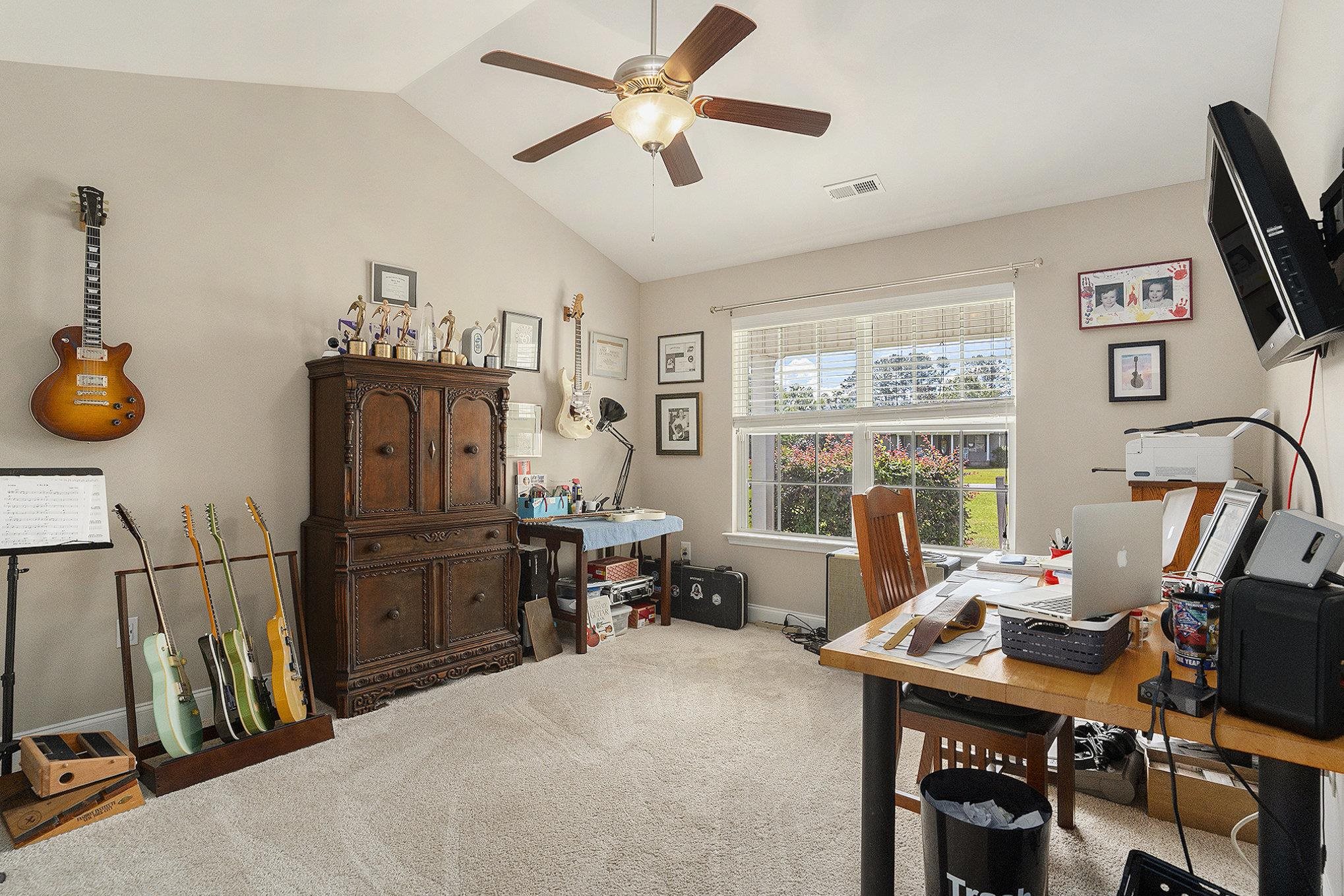 500 Cloverfield Ln. Property Photo 21