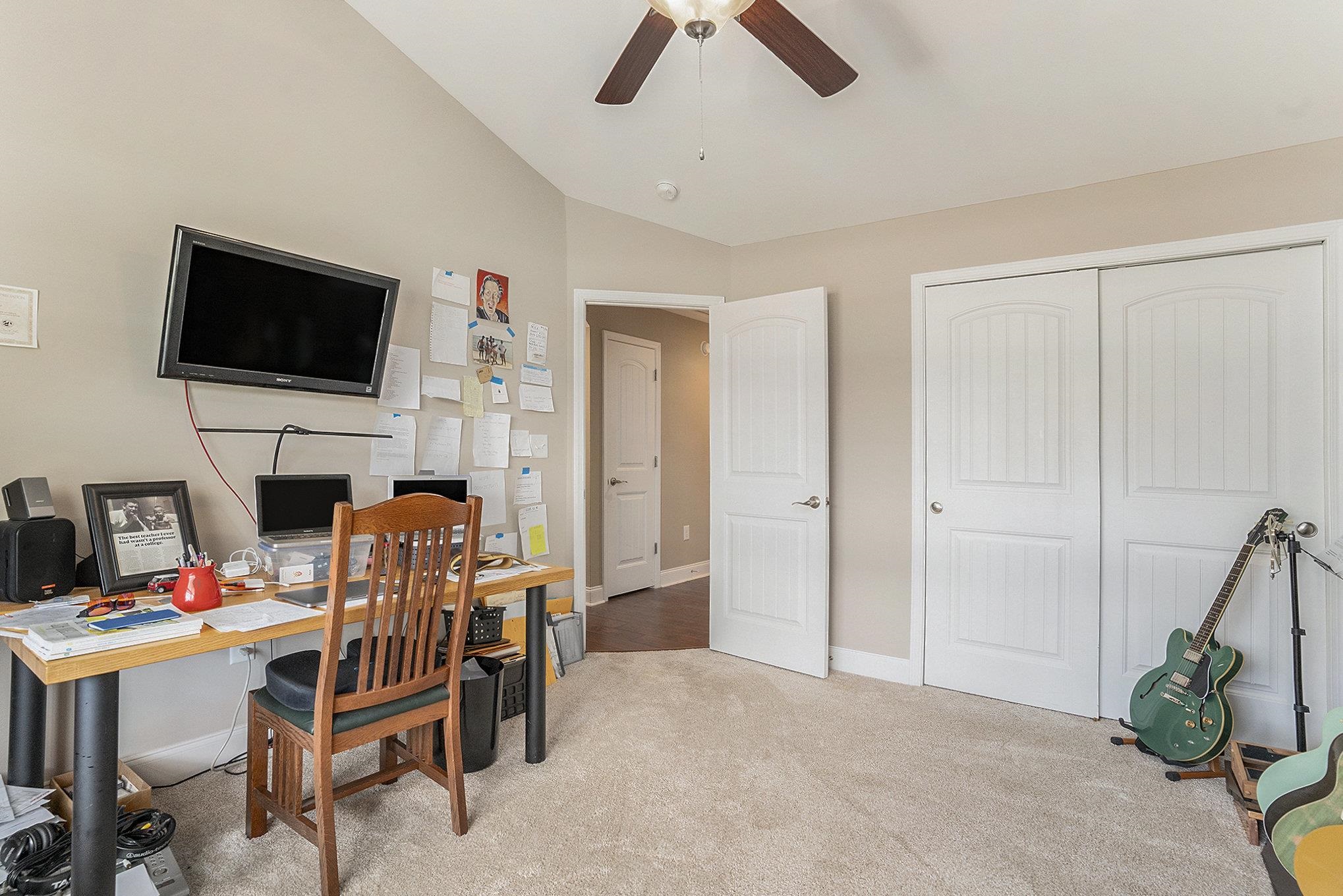 500 Cloverfield Ln. Property Photo 22