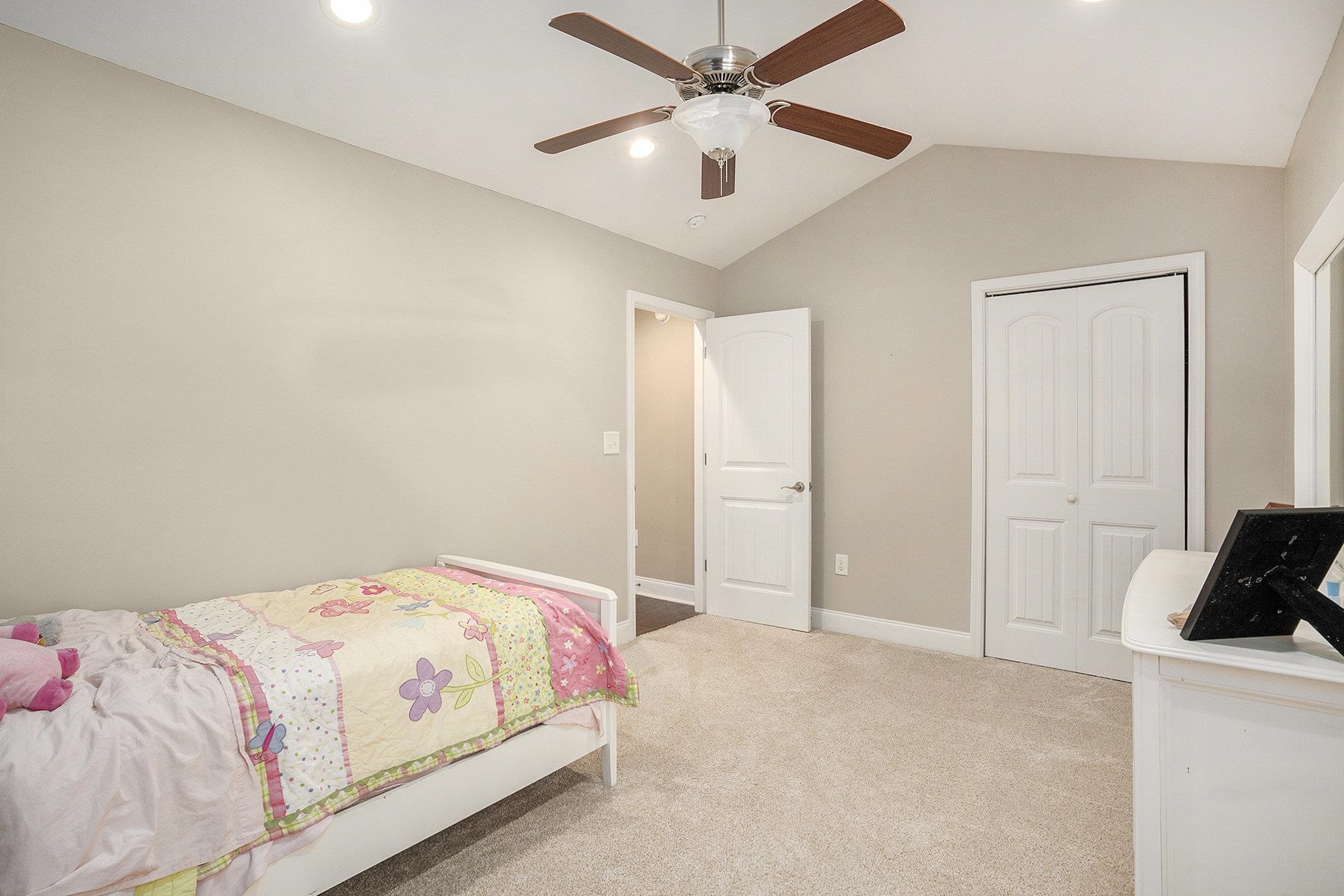 500 Cloverfield Ln. Property Photo 24