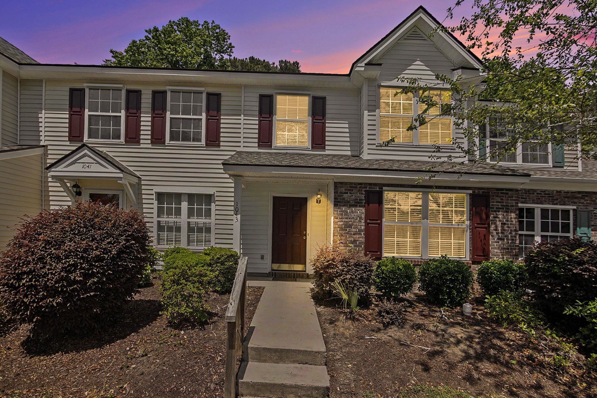 1043 Penny Ln.