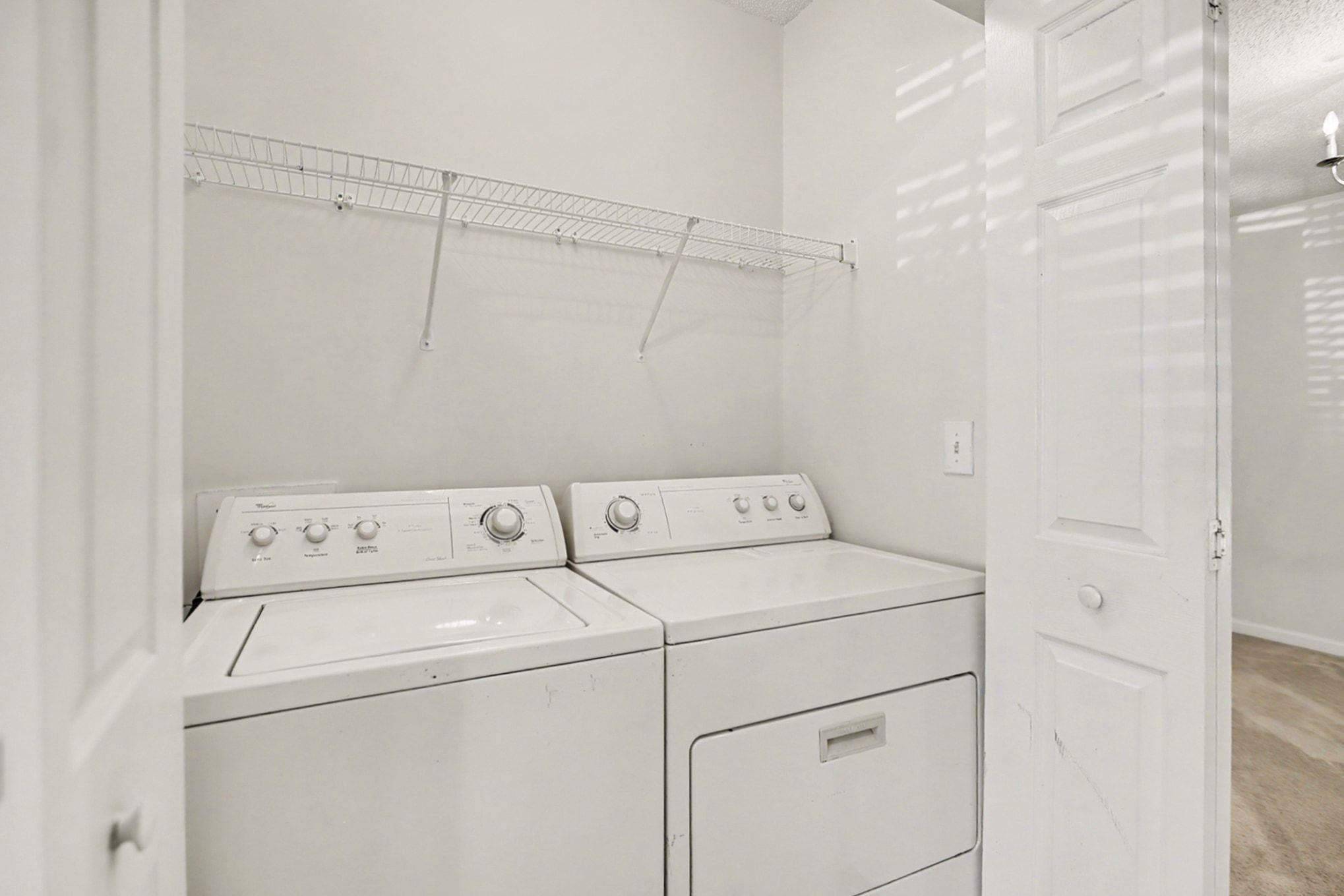 1043 Penny Ln. Property Photo 4
