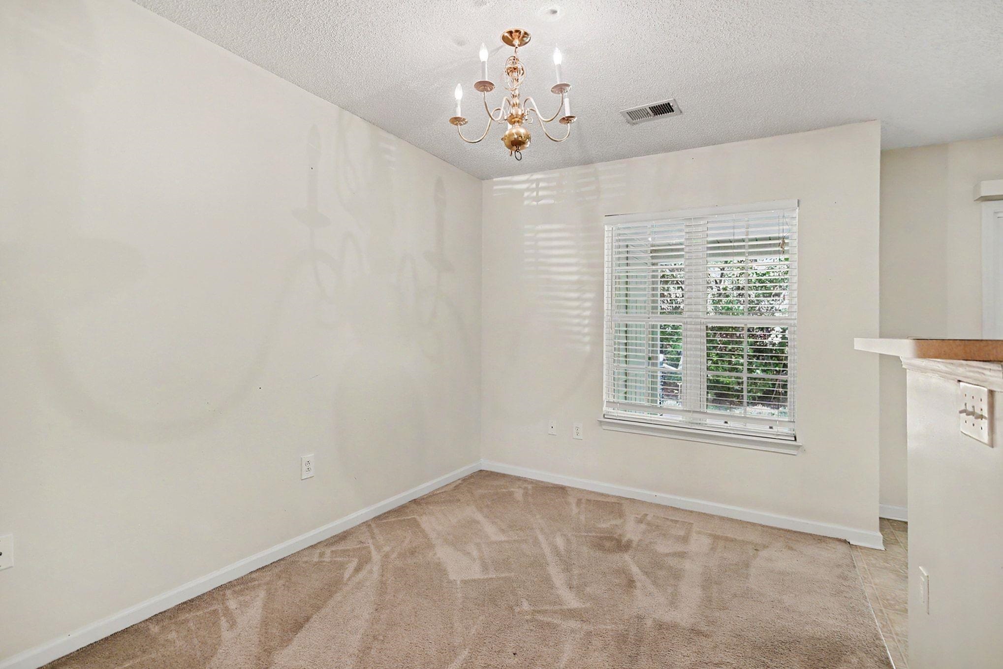 1043 Penny Ln. Property Photo 12