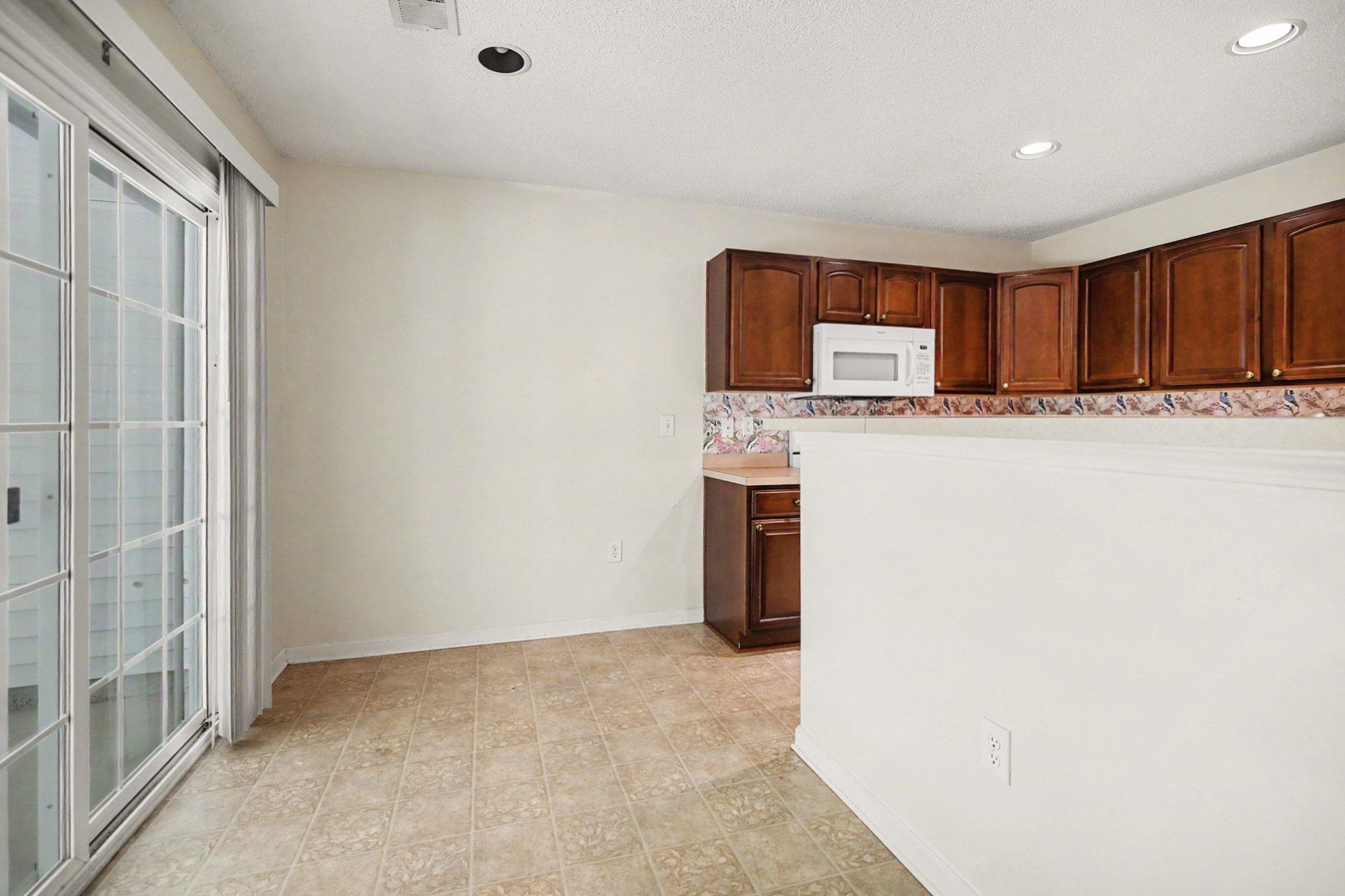 1043 Penny Ln. Property Photo 19