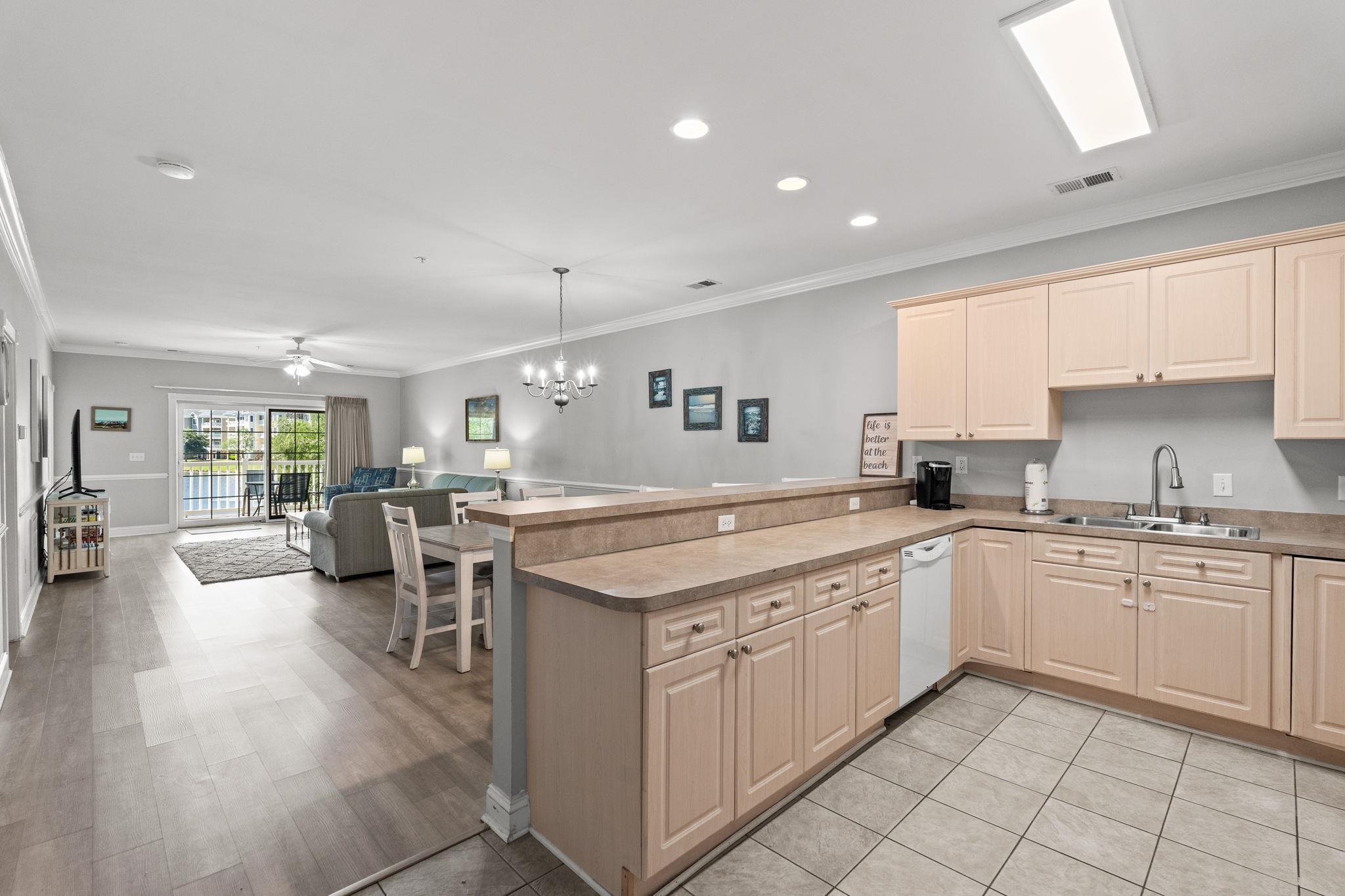 4861 Luster Leaf Circle Property Photo 9