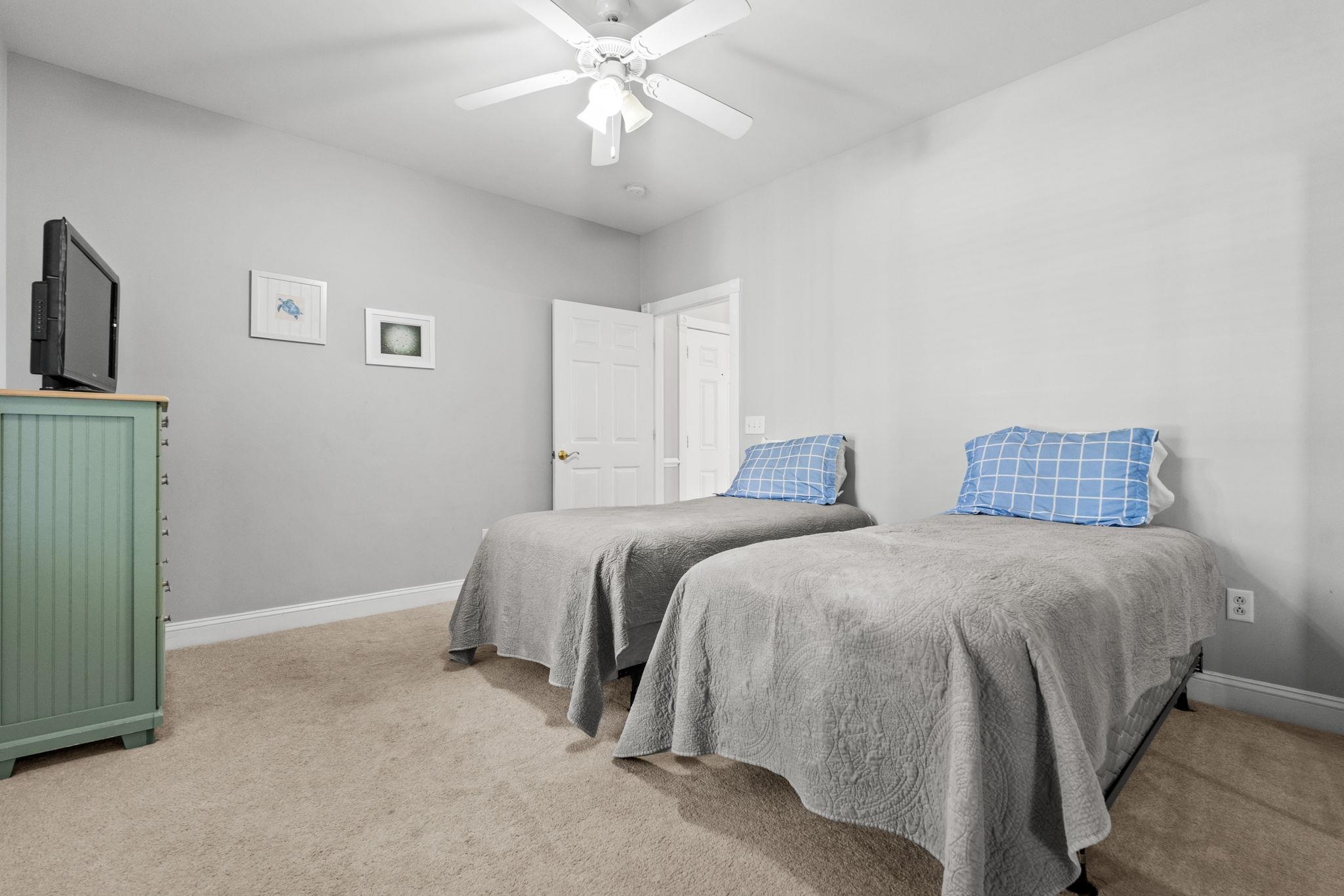 4861 Luster Leaf Circle Property Photo 20