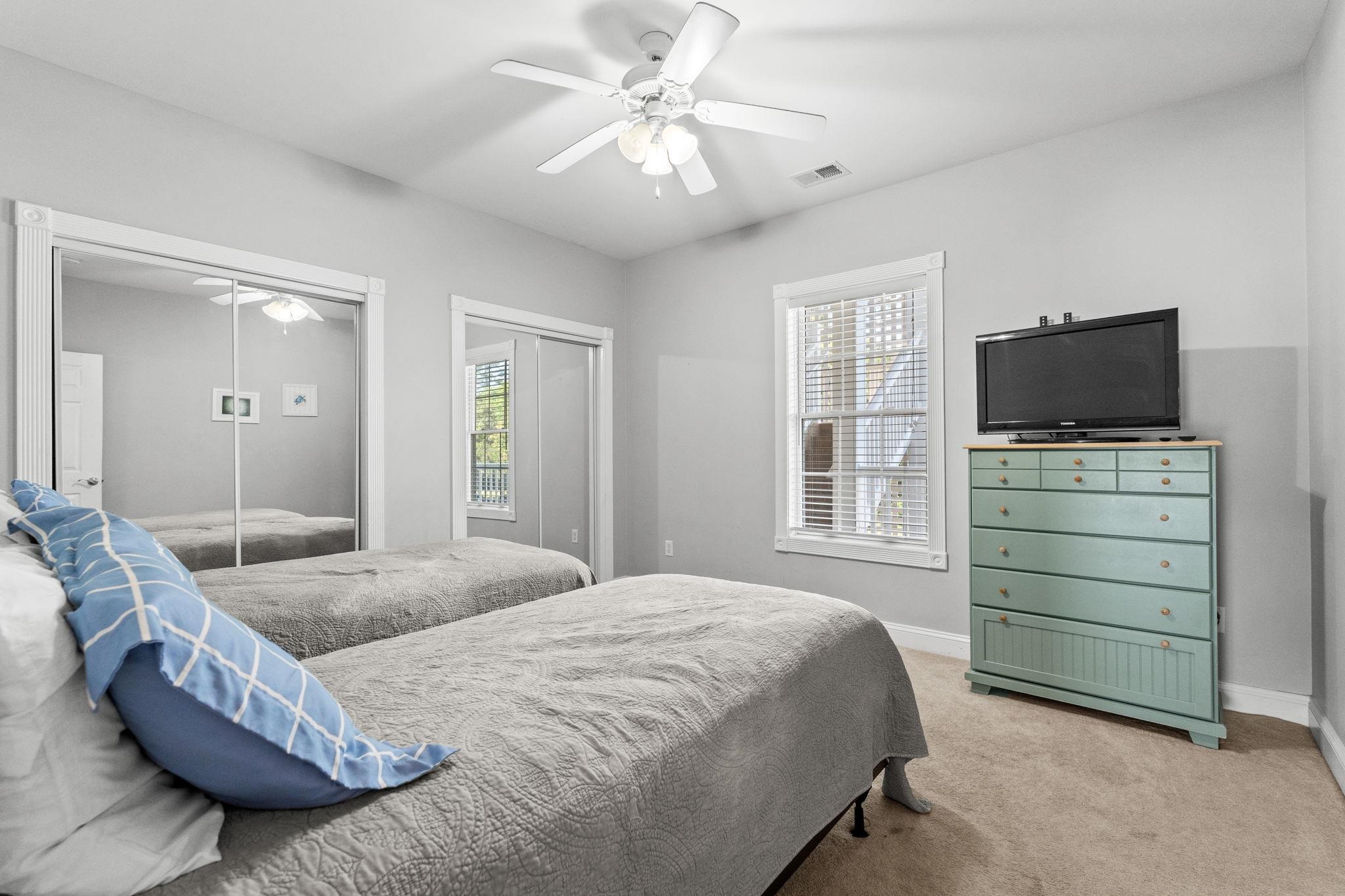 4861 Luster Leaf Circle Property Photo 21