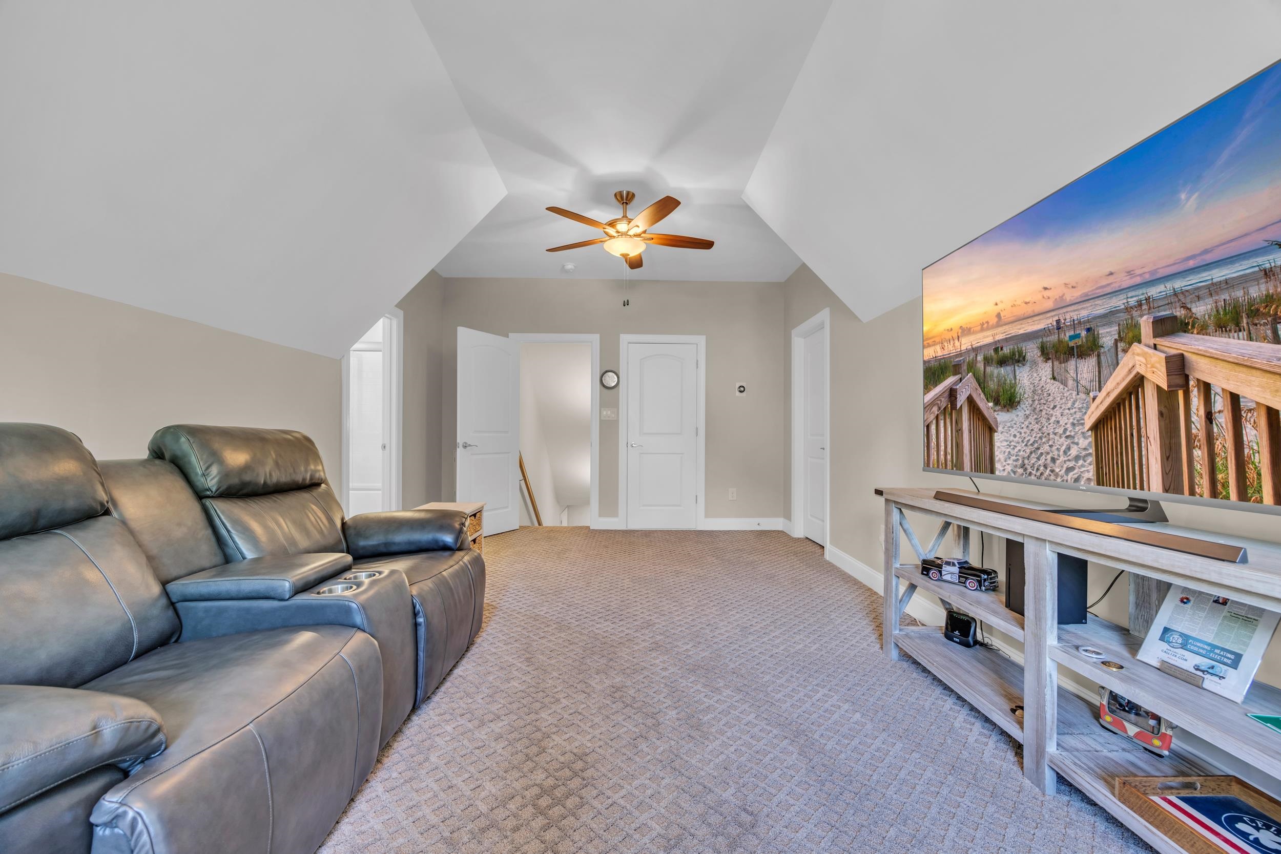 181 Highwood Circle Property Photo 40