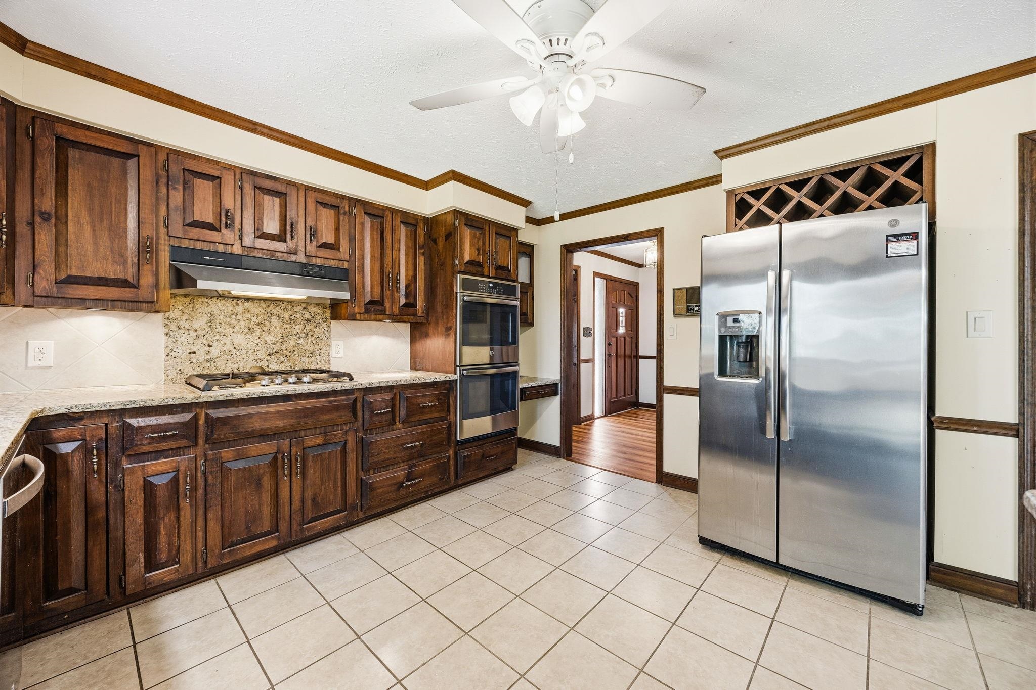4904 Yaupon Dr. Property Photo 7
