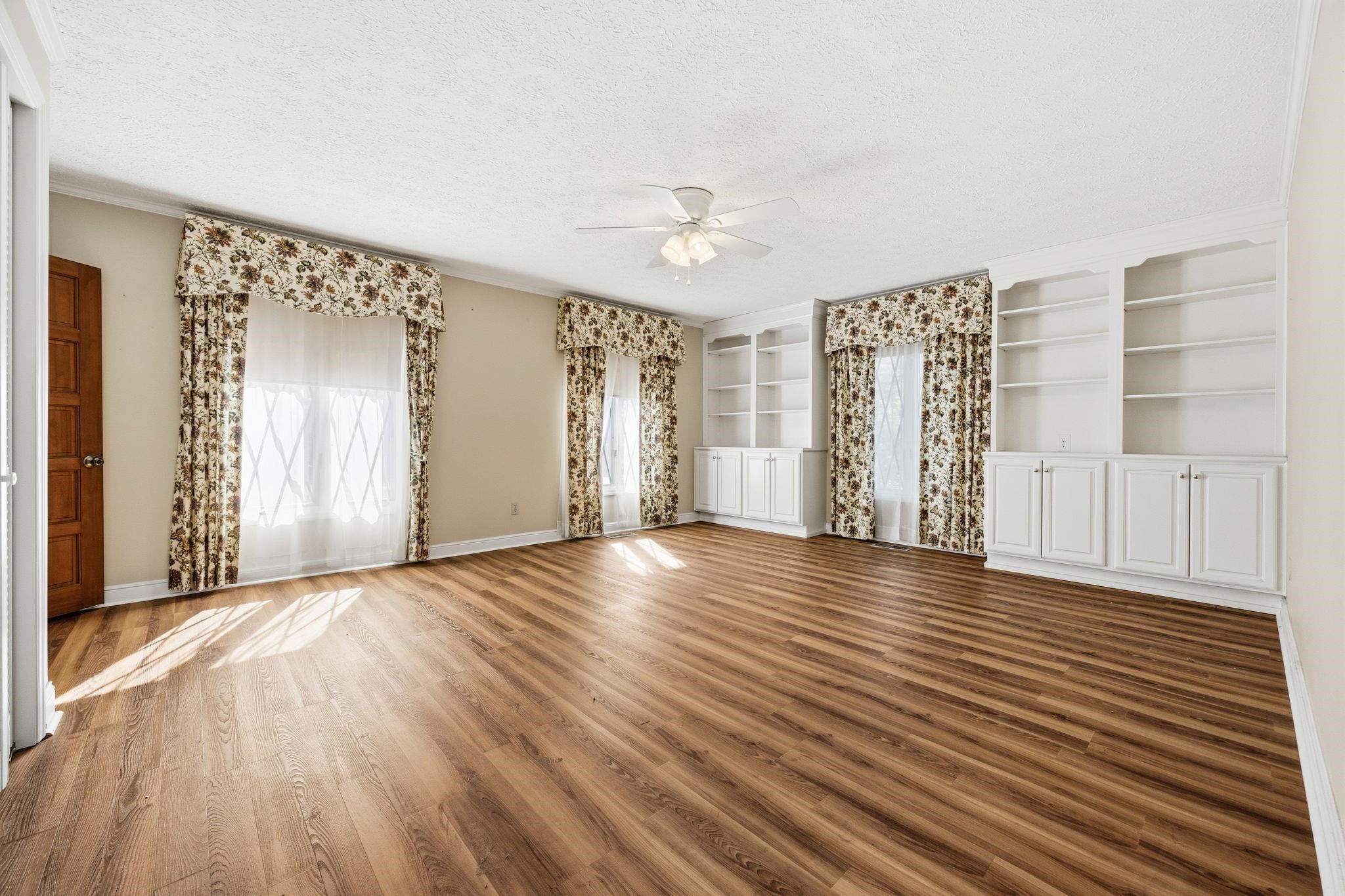 4904 Yaupon Dr. Property Photo 14