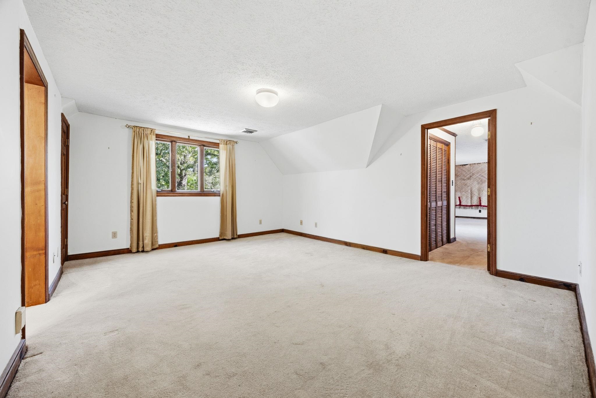 4904 Yaupon Dr. Property Photo 19