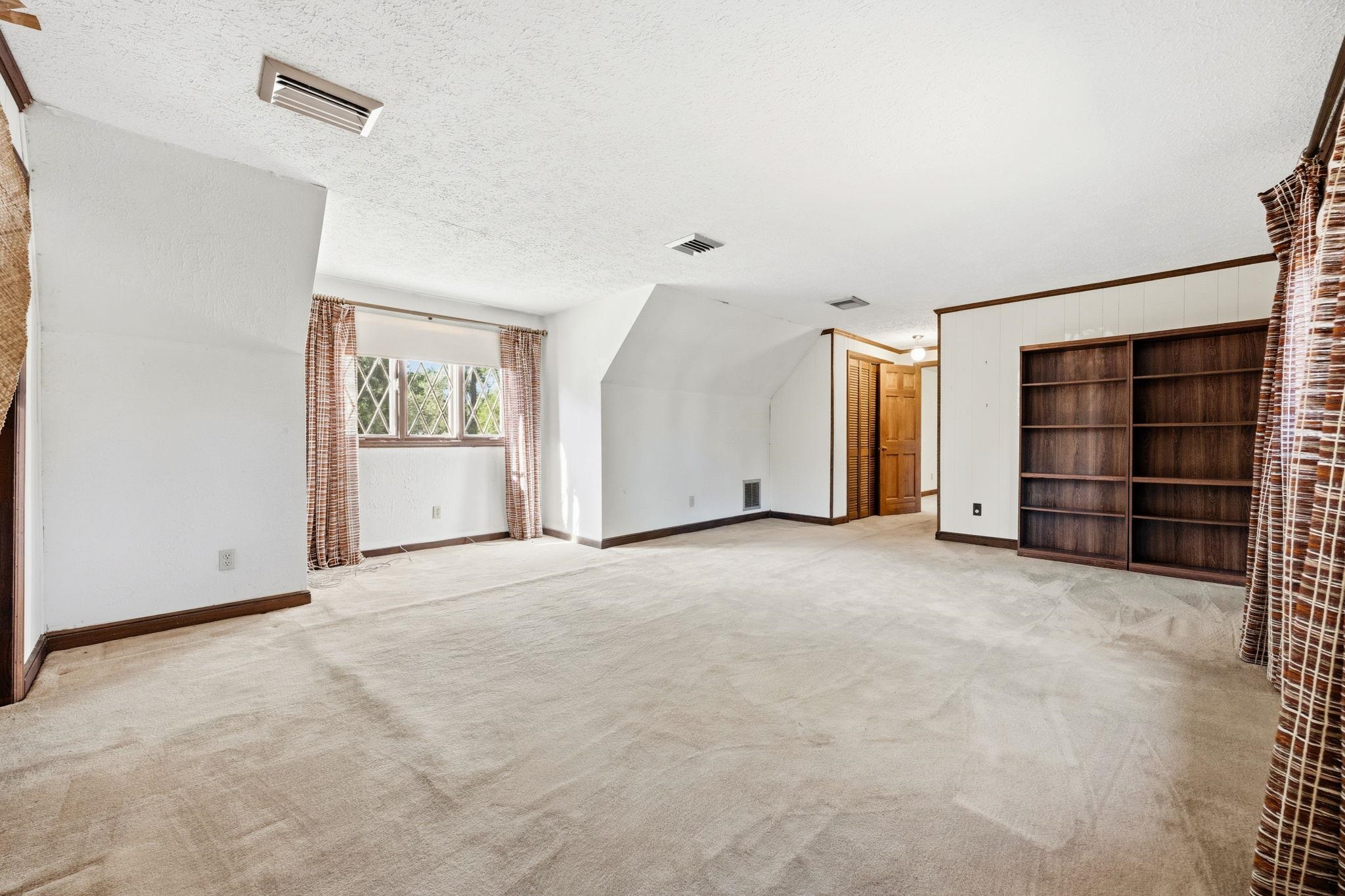 4904 Yaupon Dr. Property Photo 23