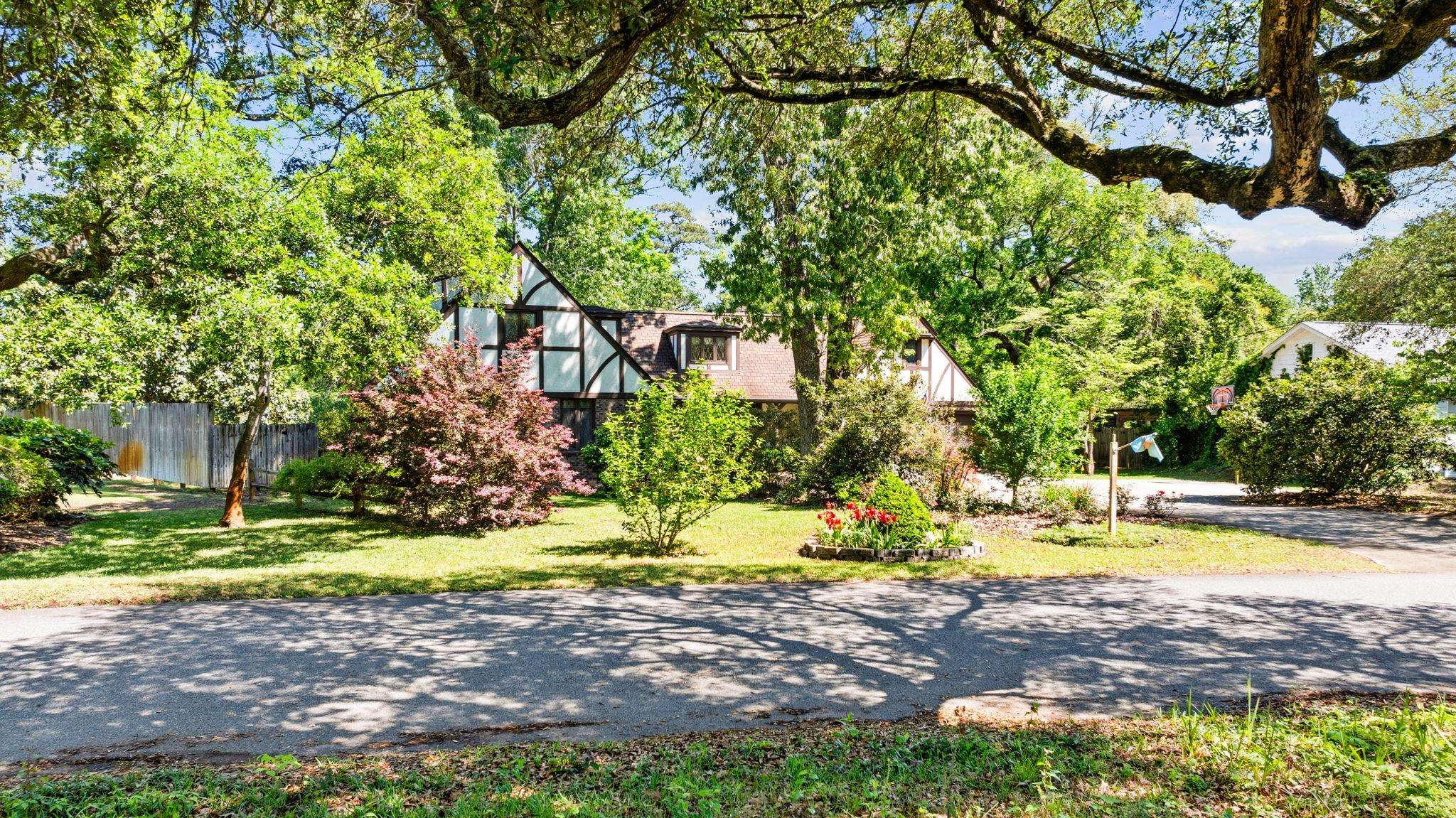 4904 Yaupon Dr. Property Photo 45