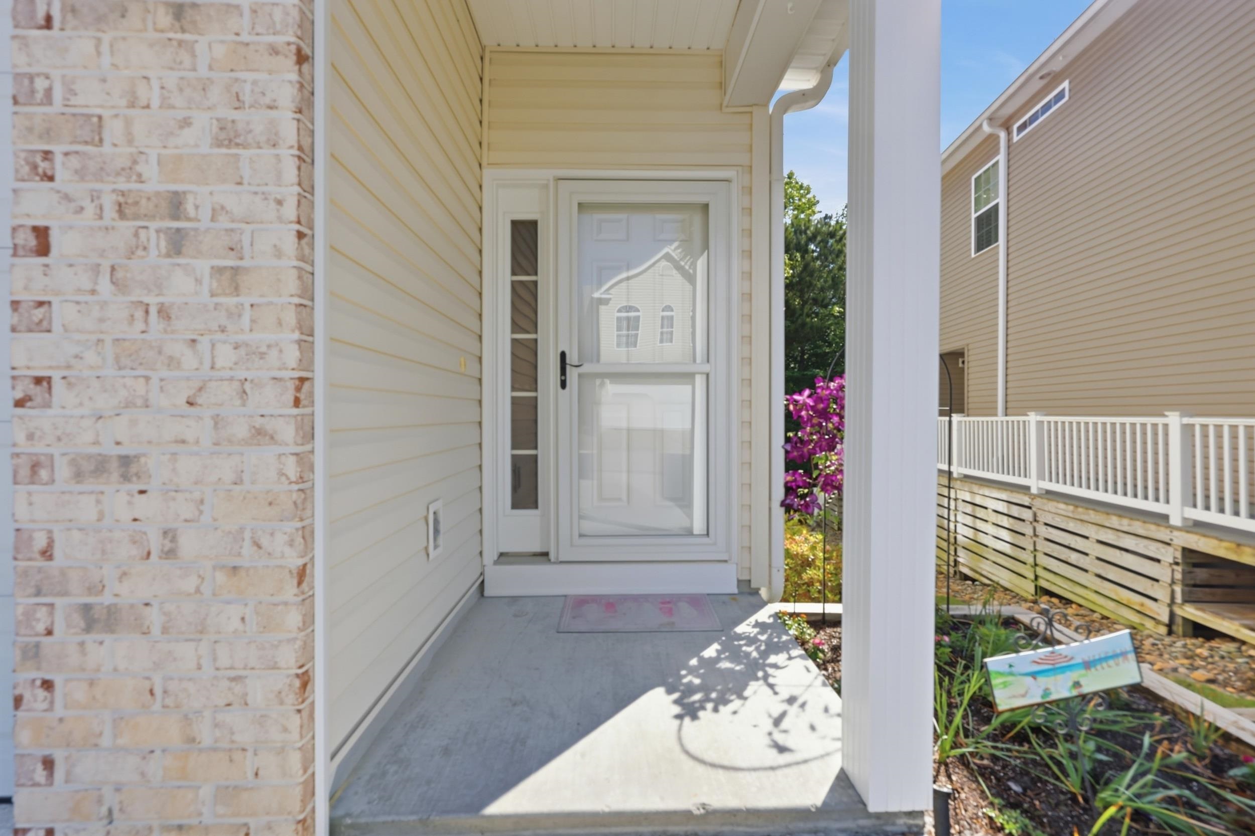 1408 Cottage Cove Circle Property Photo 4
