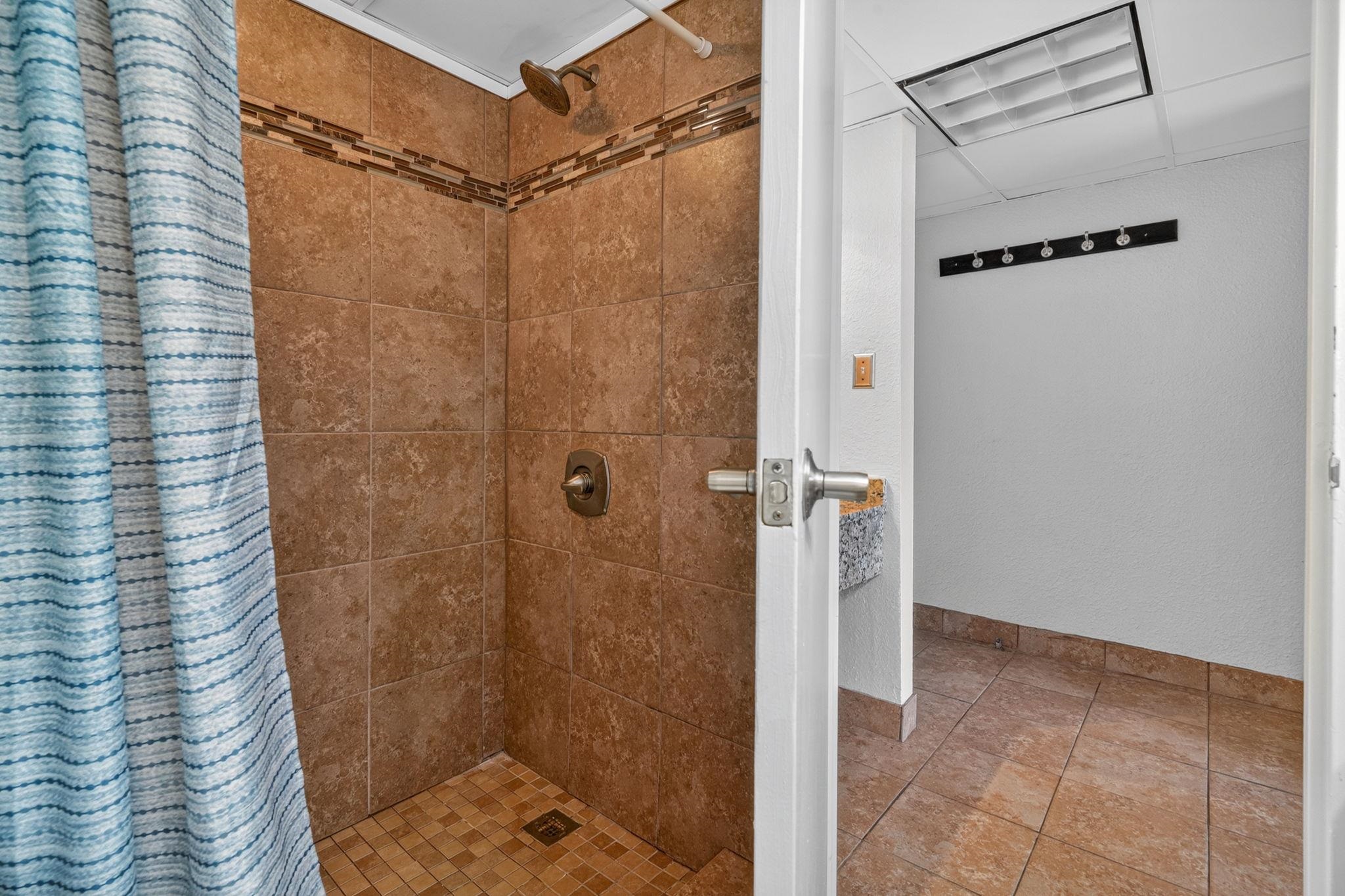 201 74th Ave. N Property Photo 15