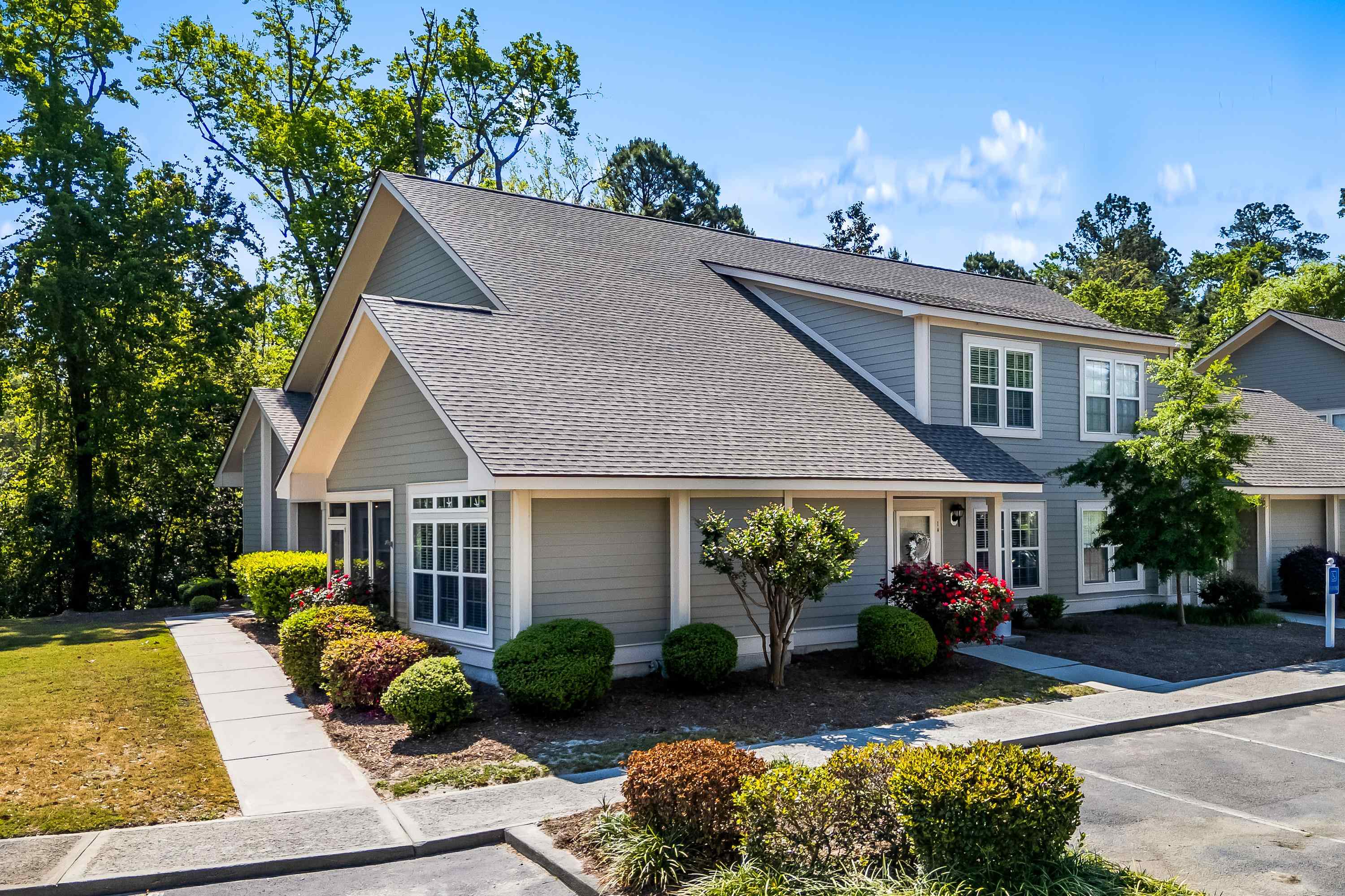 1545 Spinnaker Dr. Property Photo 2