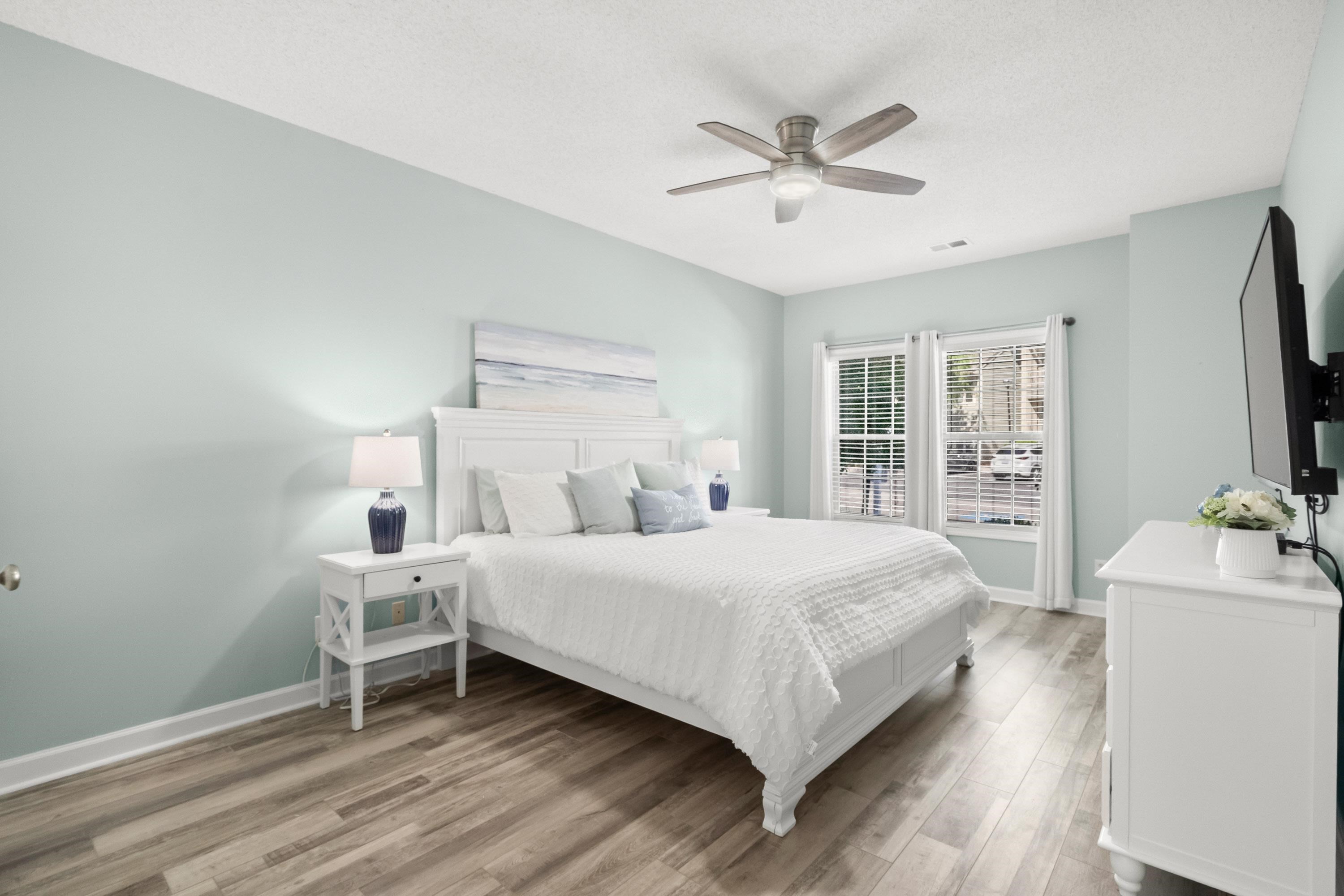 1545 Spinnaker Dr. Property Photo 23