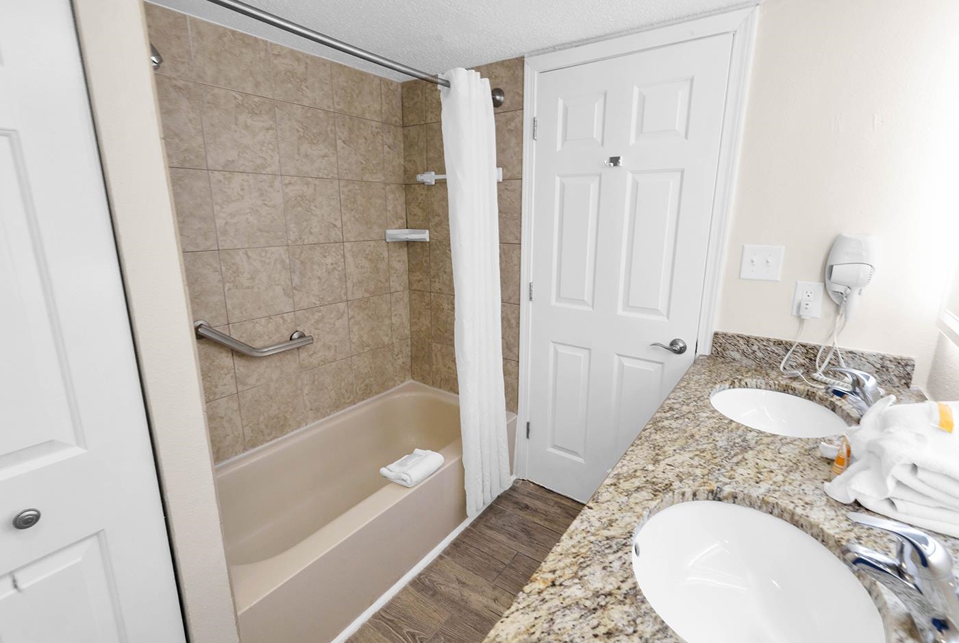 5308 N Ocean Blvd. Property Photo 6