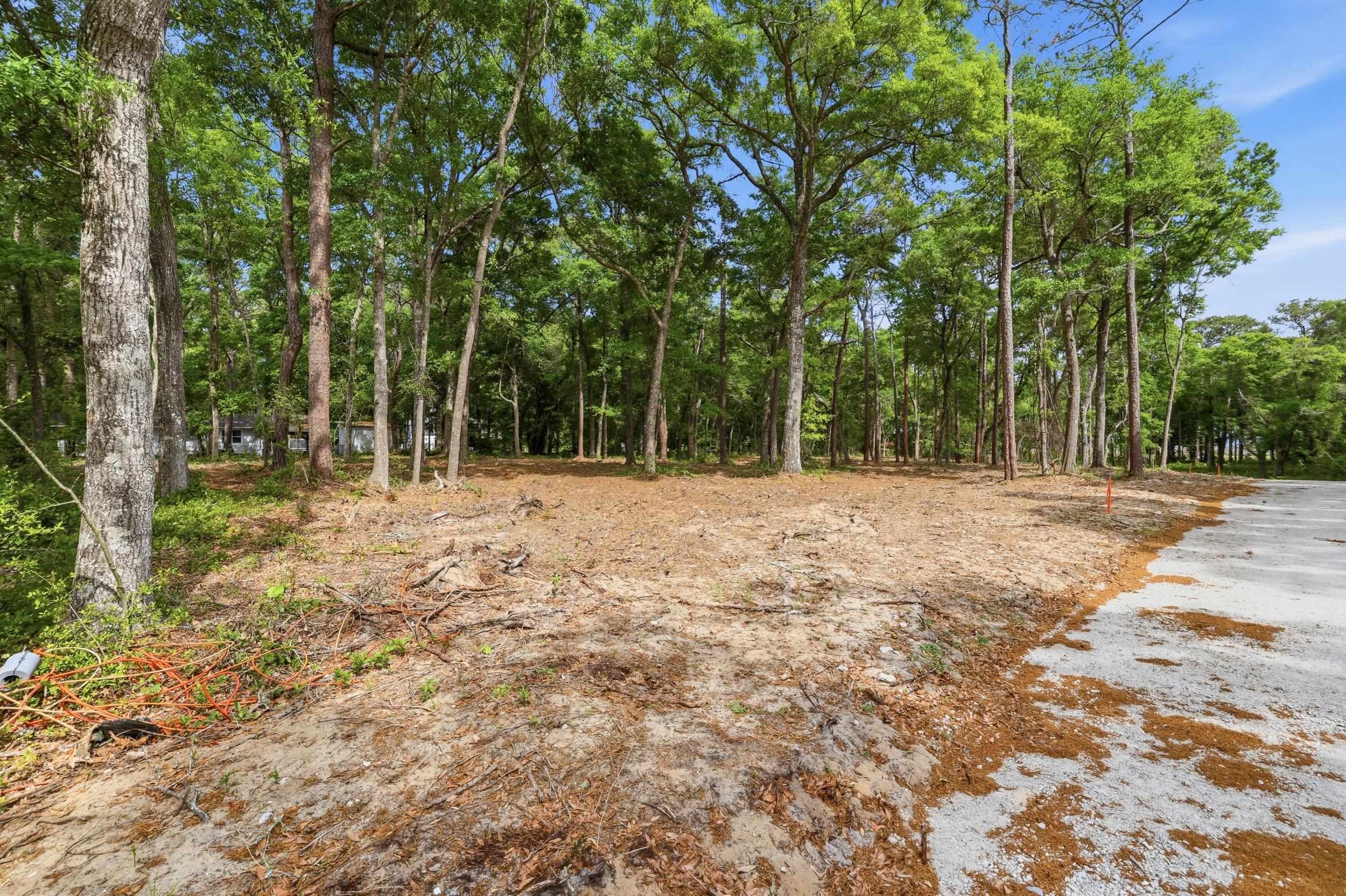 1424 Jacks Circle Rd. Property Photo 5