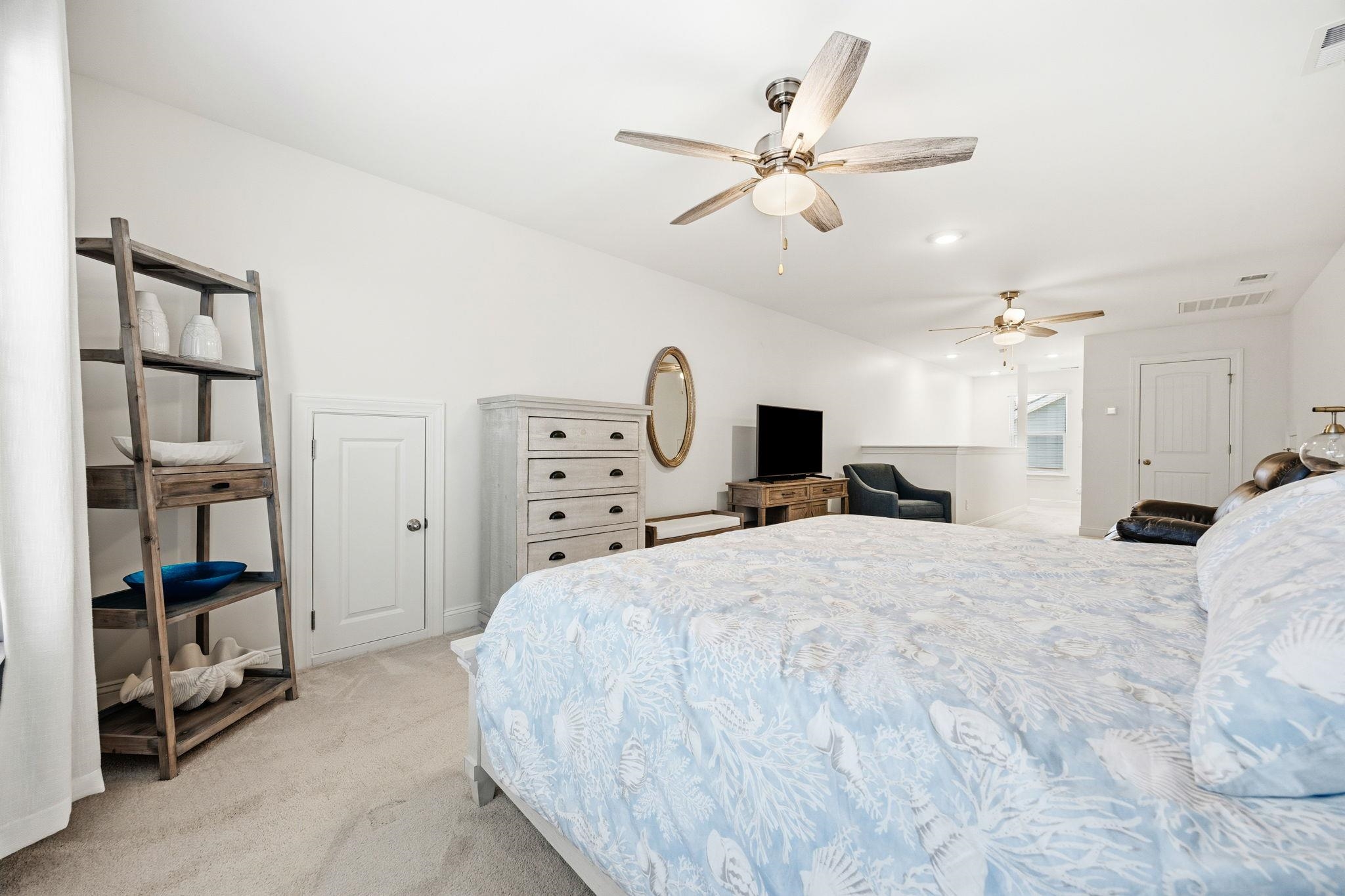 1822 Parish Way Property Photo 25