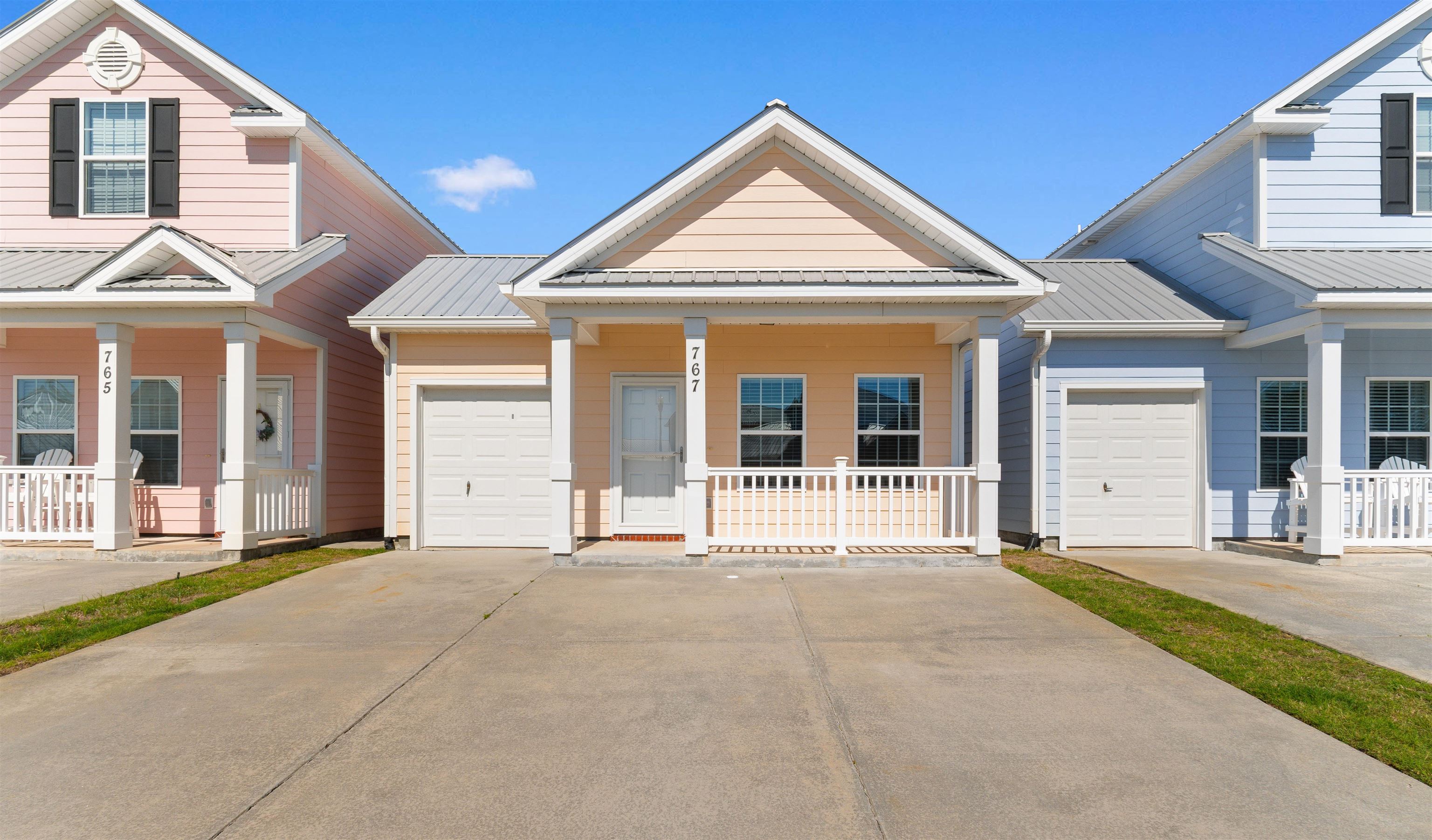 767 Shell Creek Circle Property Photo 1