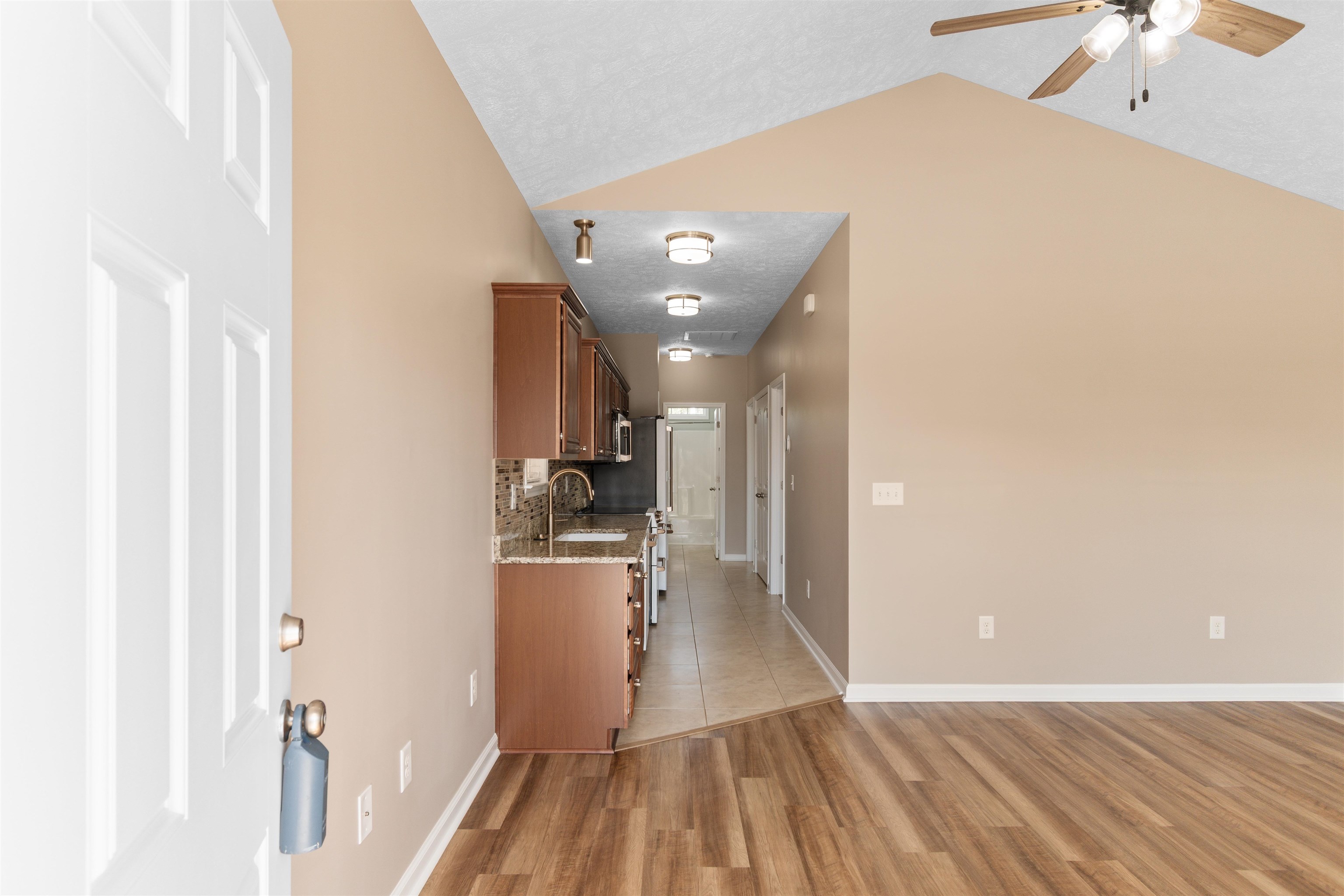 767 Shell Creek Circle Property Photo 4