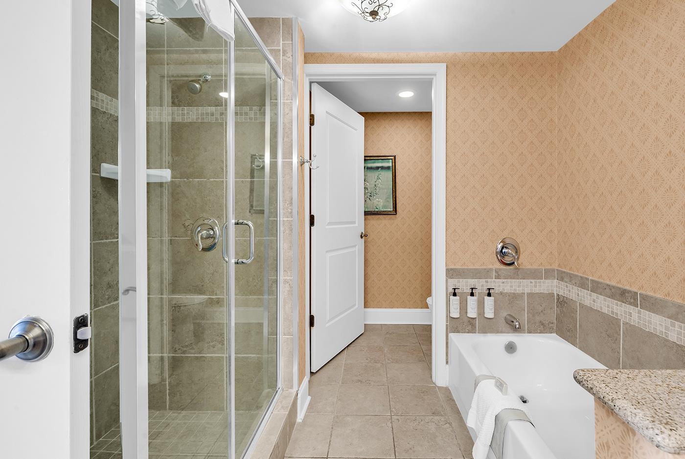 8121 Amalfi Pl. Property Photo 14