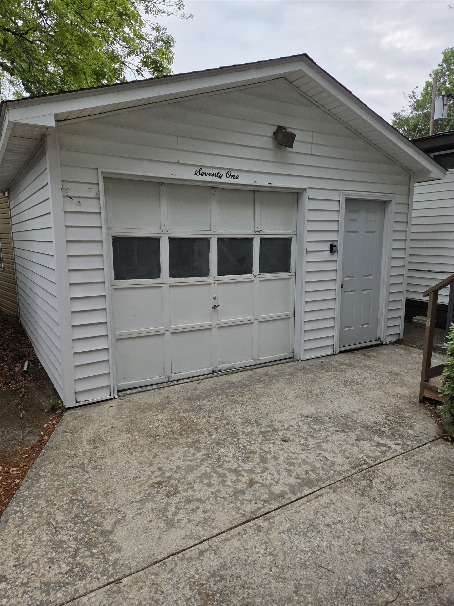 6001 Mh-71 South Kings Hwy. Property Photo 10