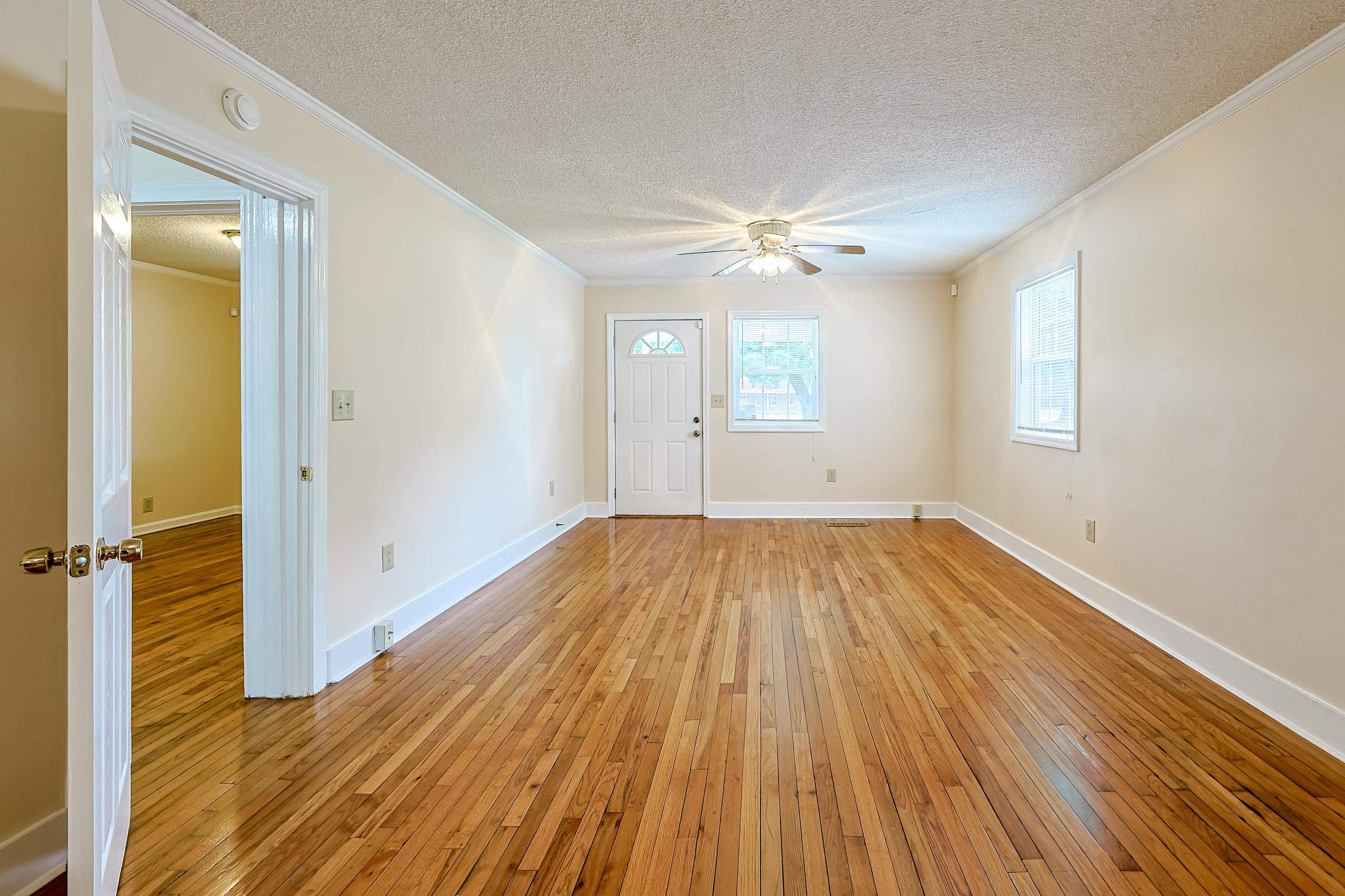 2220 S Island Rd. Property Photo 5