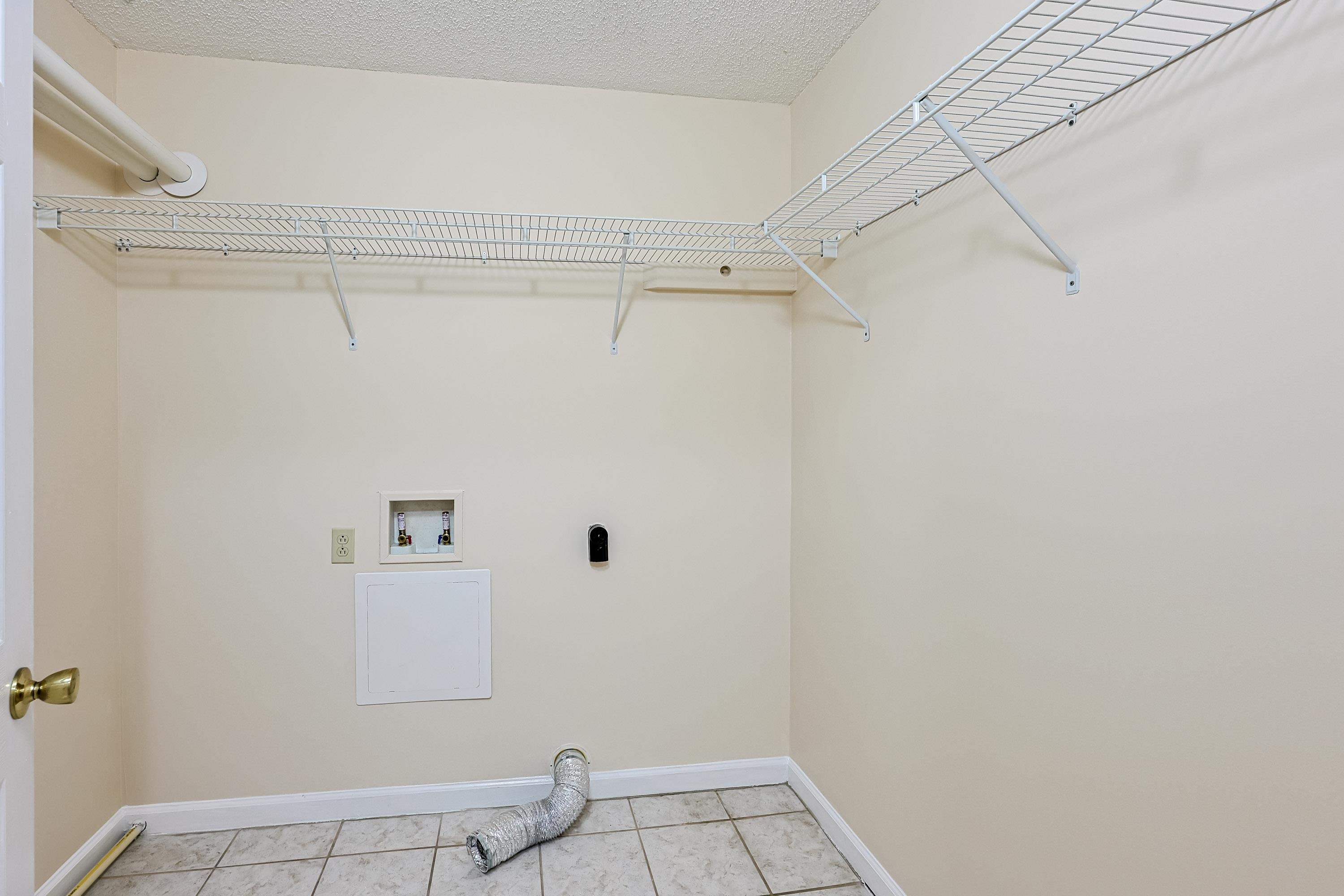 2220 S Island Rd. Property Photo 34