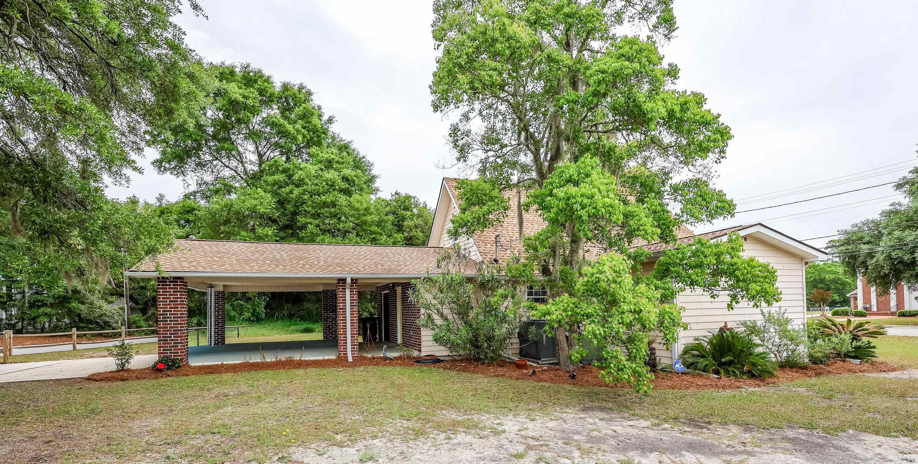 2220 S Island Rd. Property Photo 36