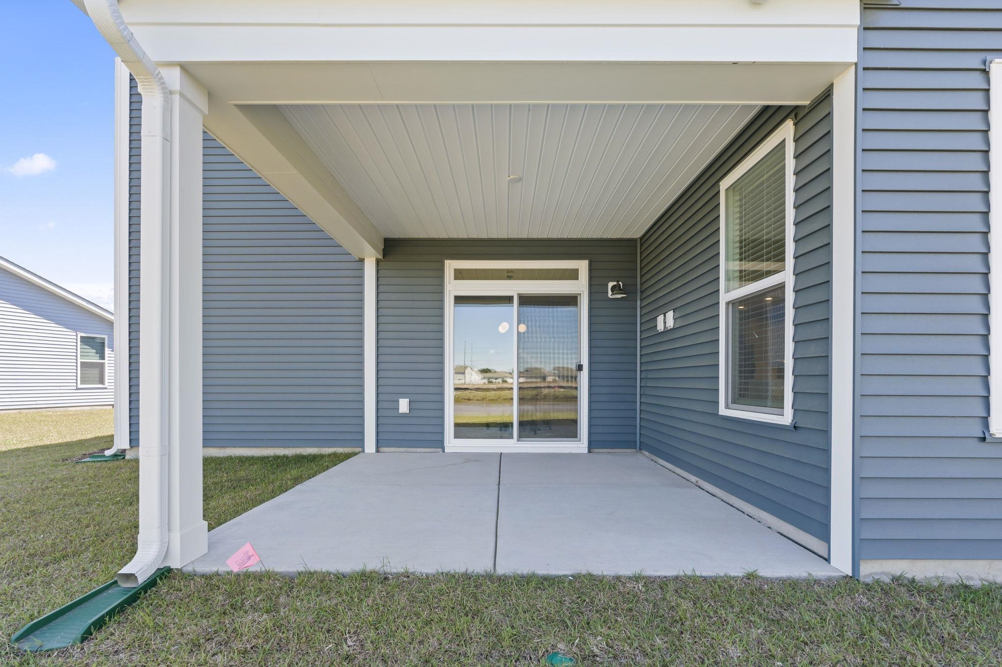 715 Upton Way Property Photo 33