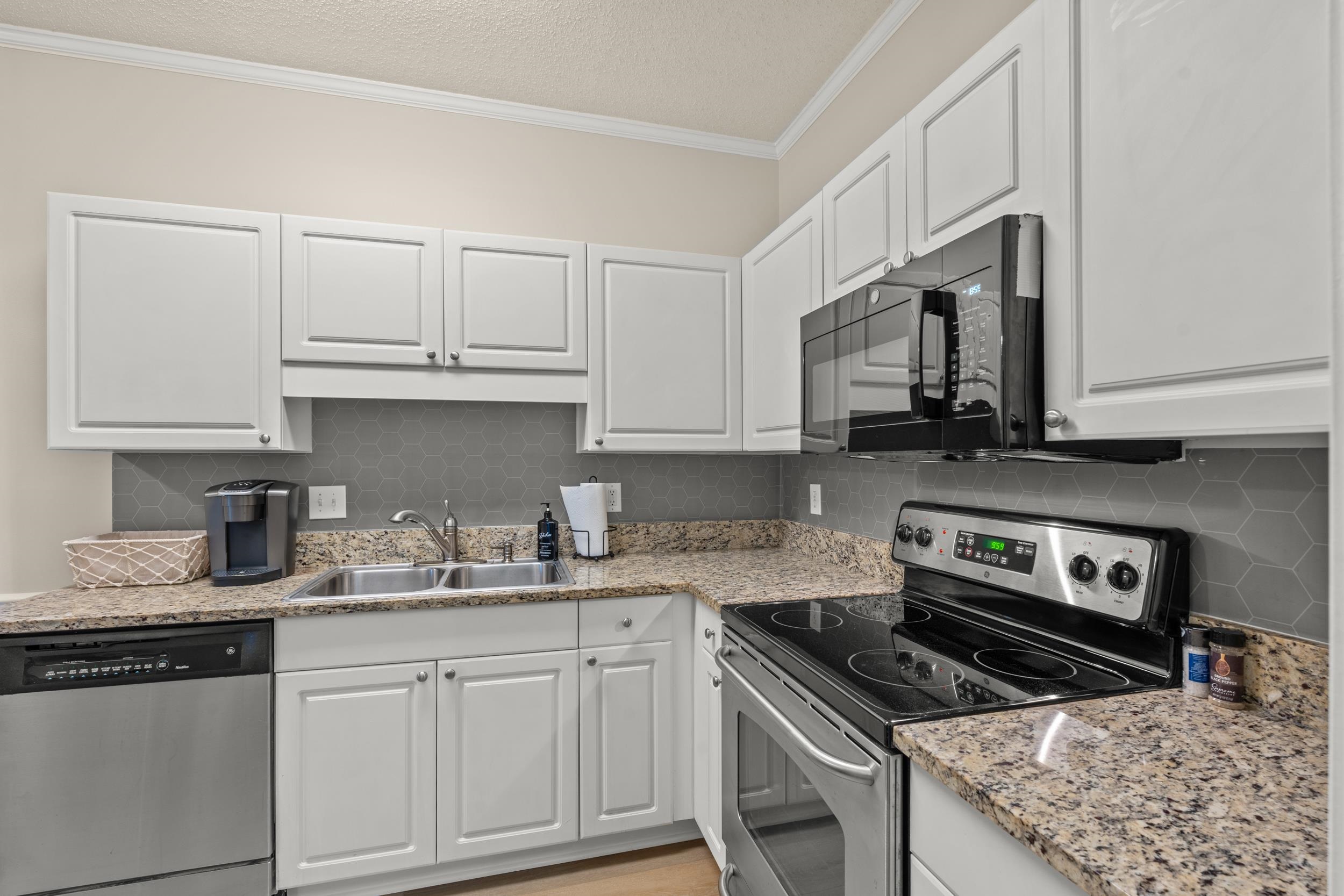 9780 Leyland Dr. Property Photo 7