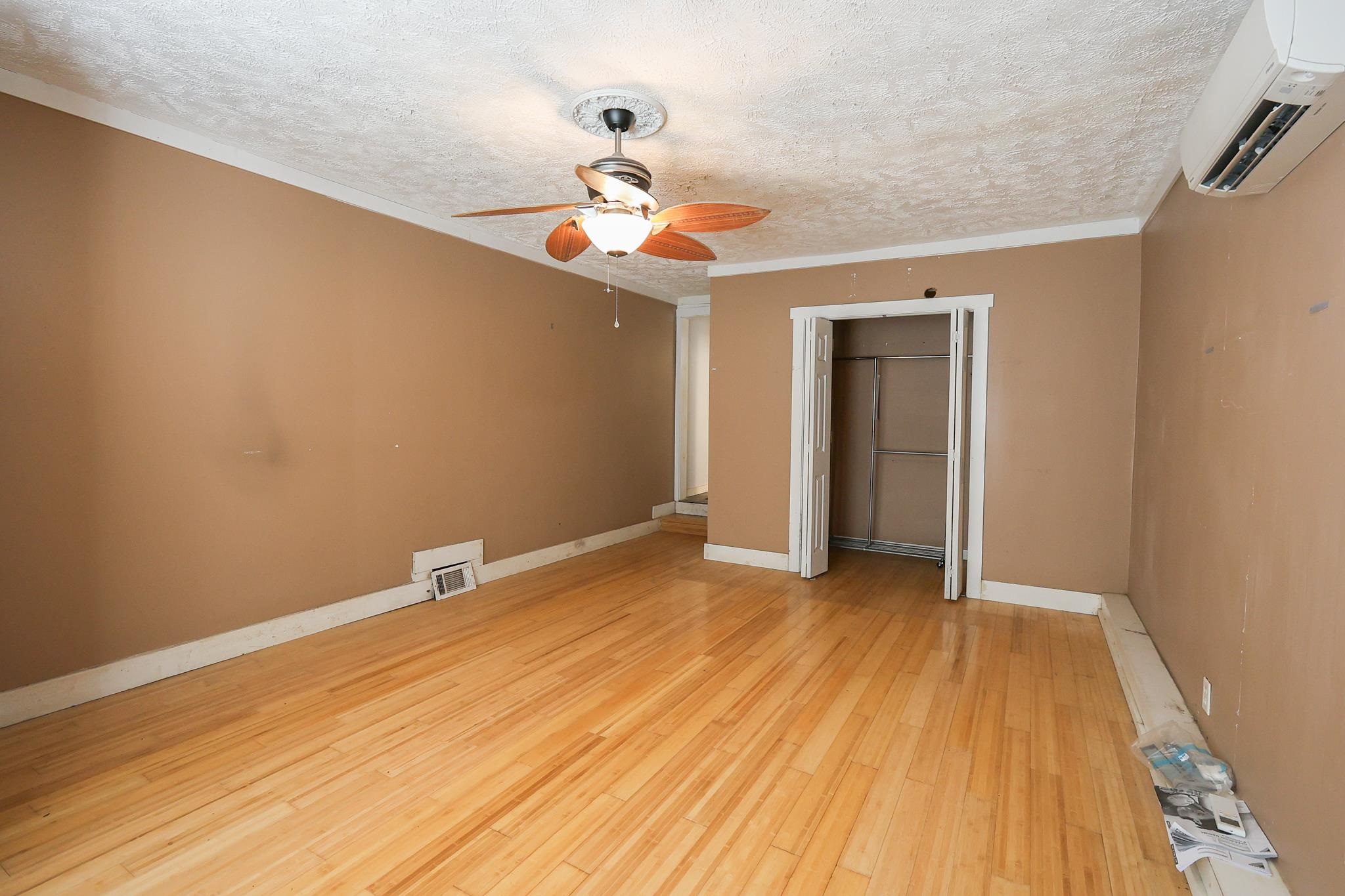 1841 Jasper St. Property Photo 7