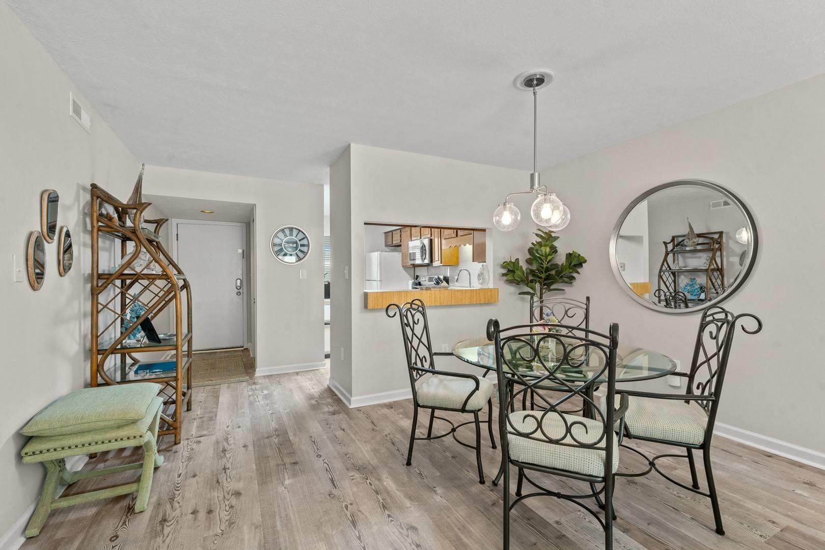 5507 Ocean Blvd. N Property Photo 6