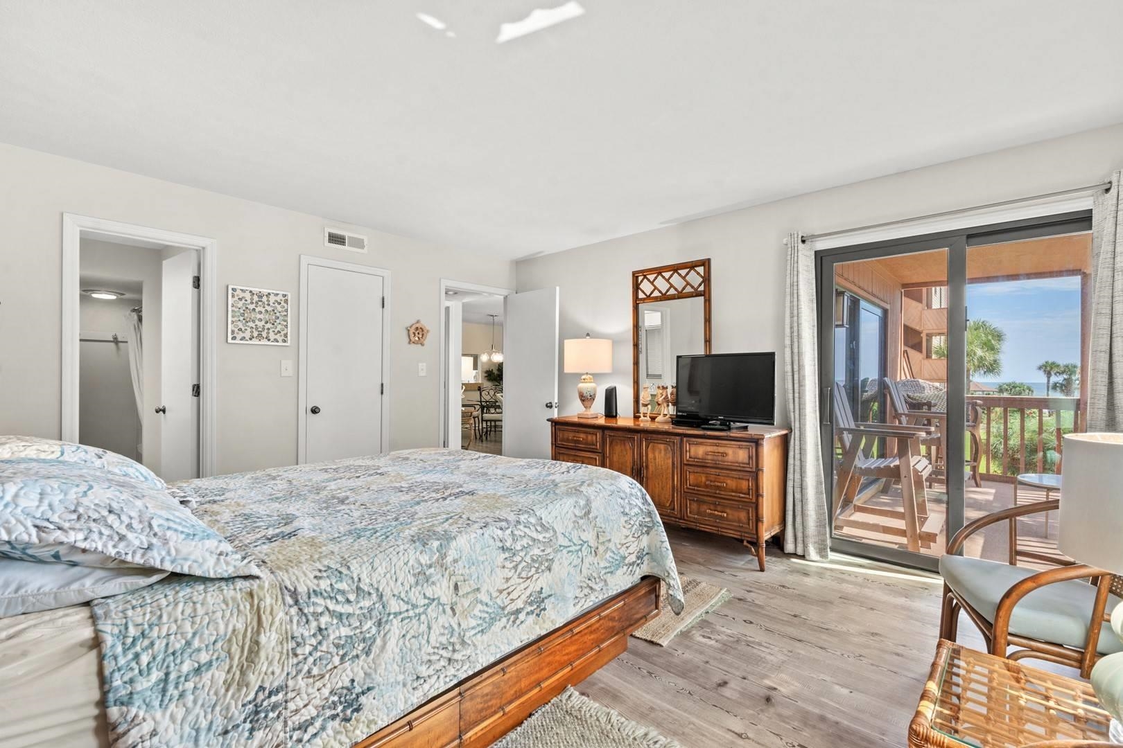 5507 Ocean Blvd. N Property Photo 10