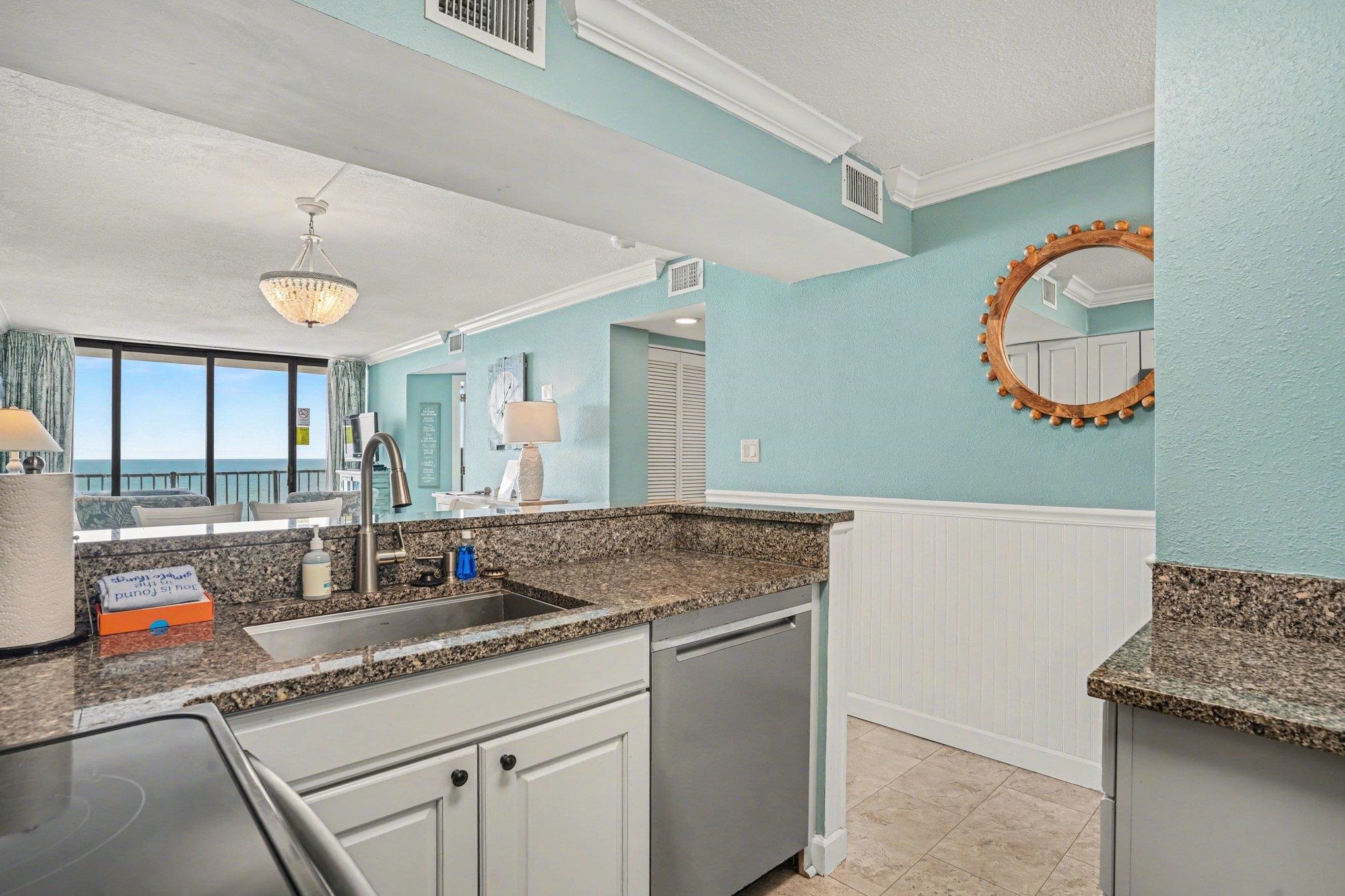 9400 Shore Dr. Property Photo 7