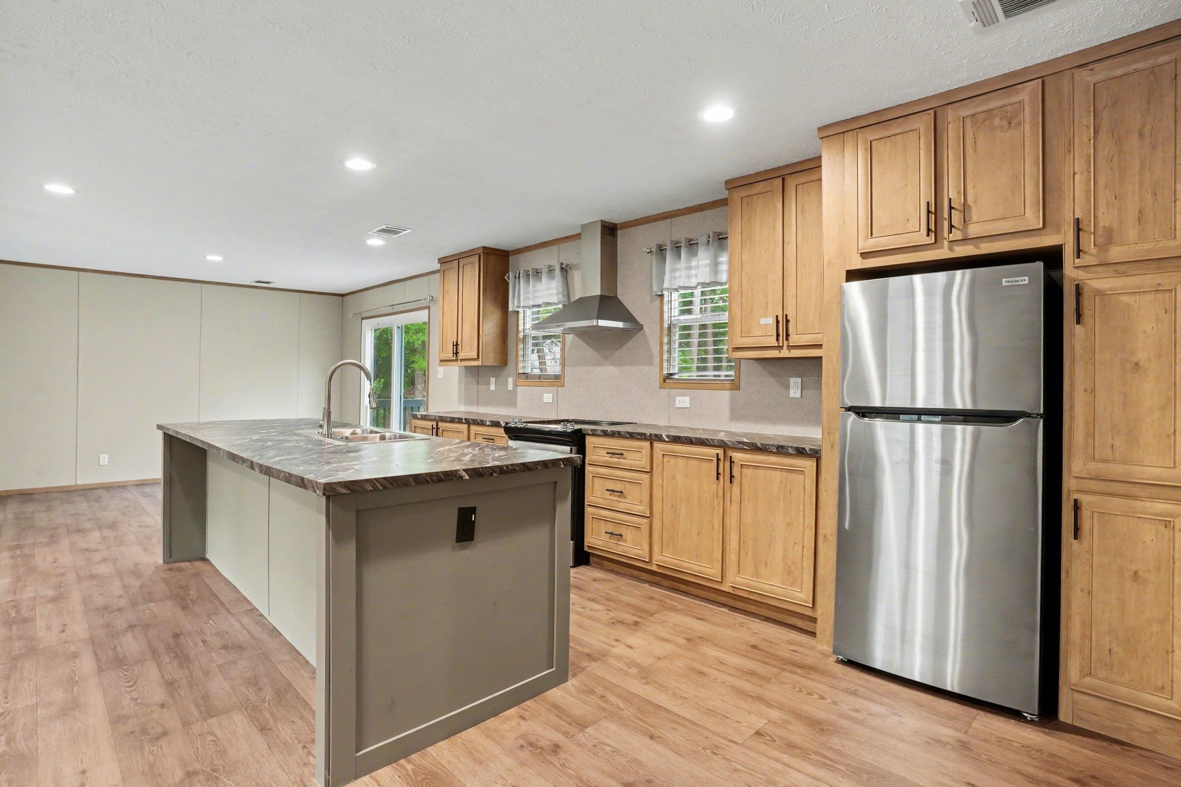 335 Ridgewood Dr. Nw Property Photo 4