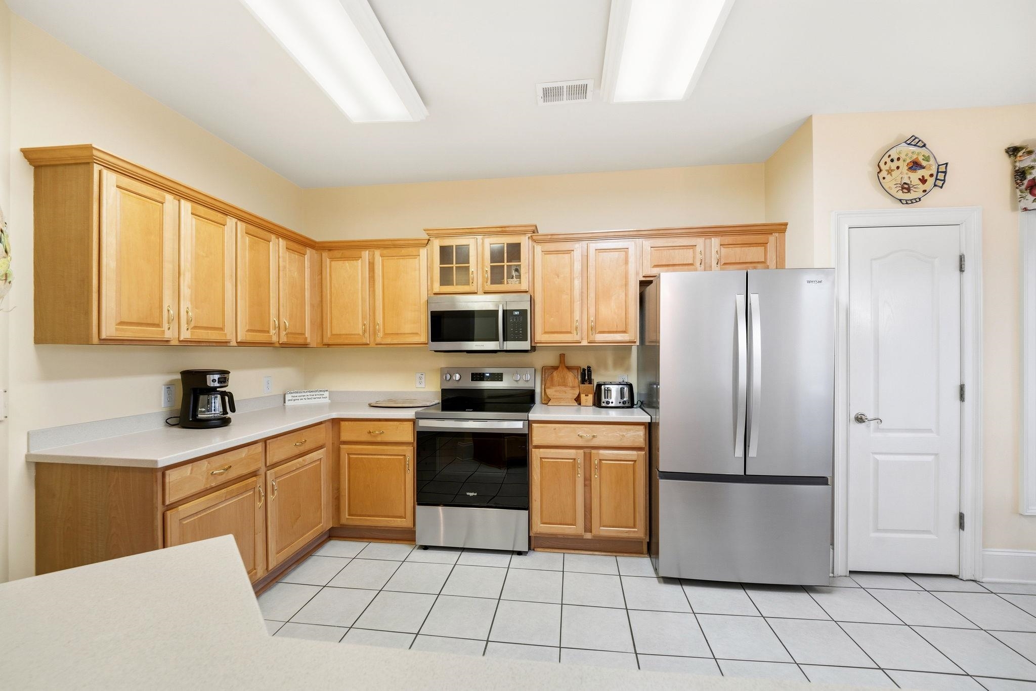2180 Waterview Dr. Property Photo 15