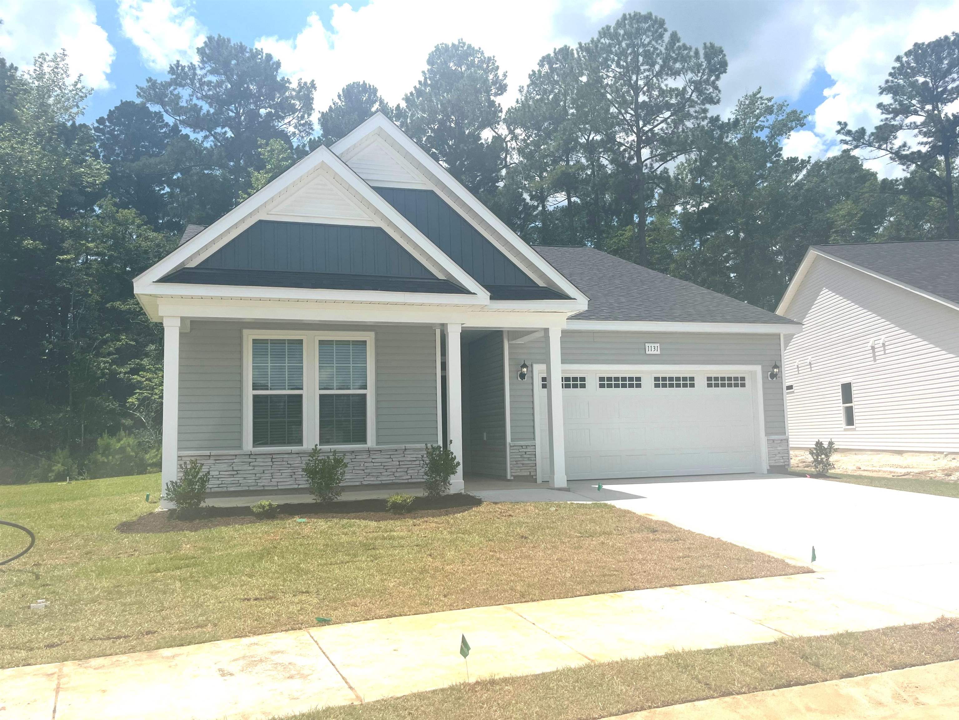 1119 NW Forest Bend Dr. Property Photo 1