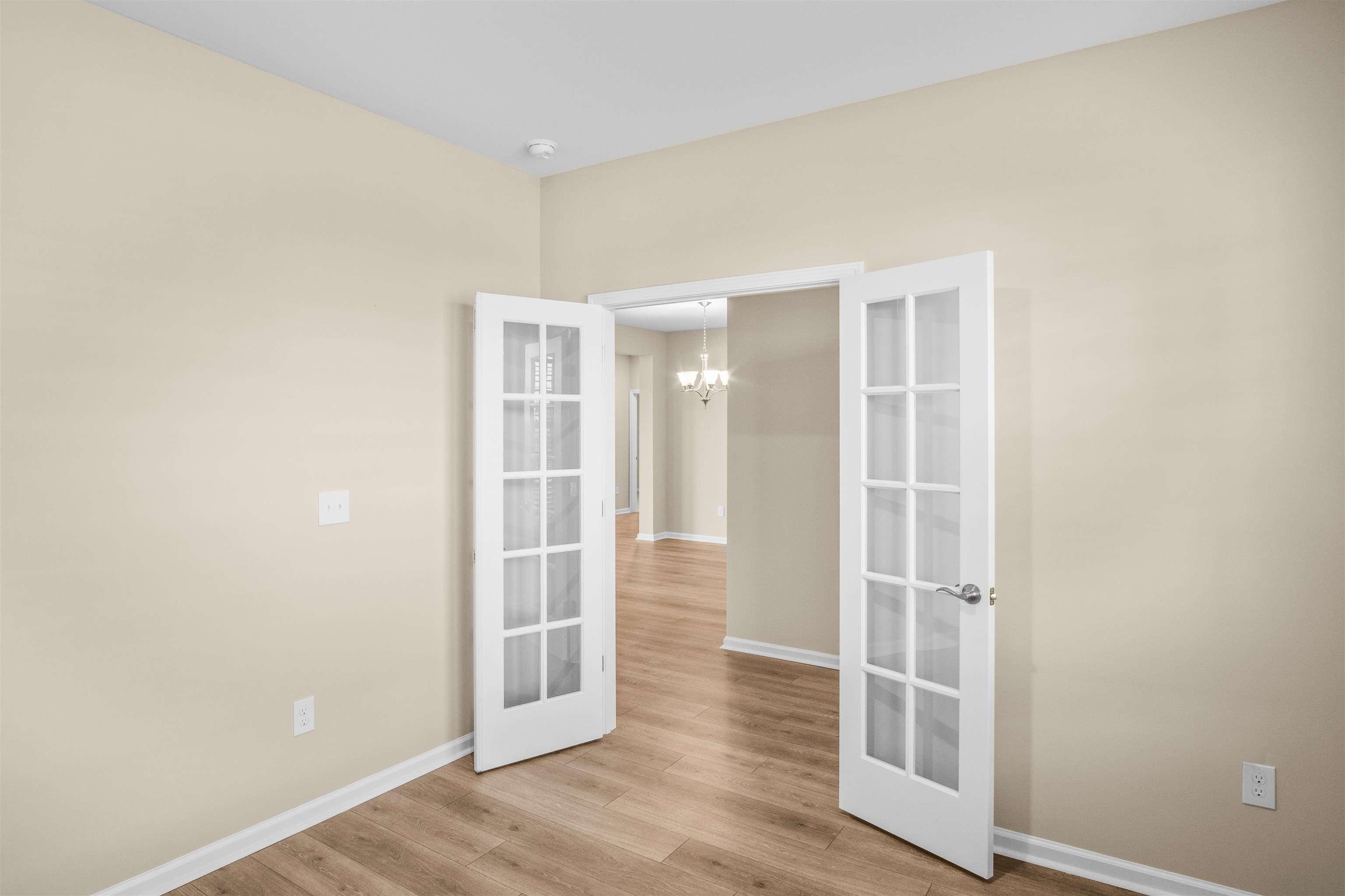 828 Big Cedar Dr. Property Photo 2