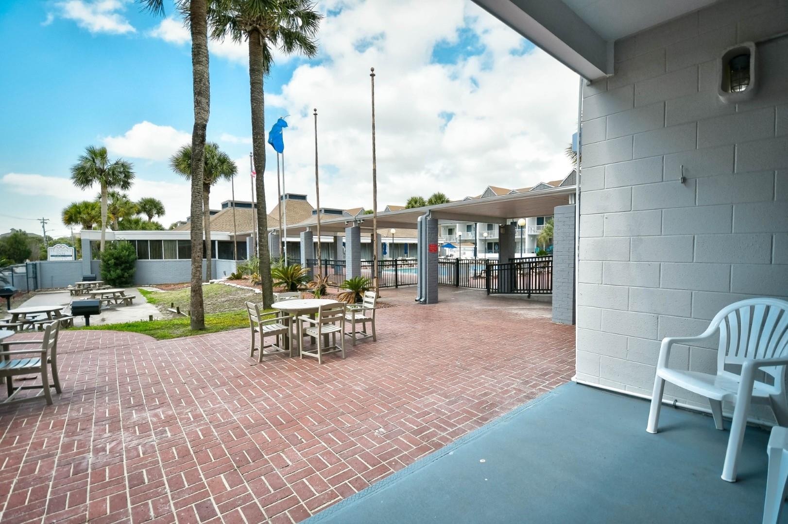 6803 N Ocean Blvd. Property Photo 15